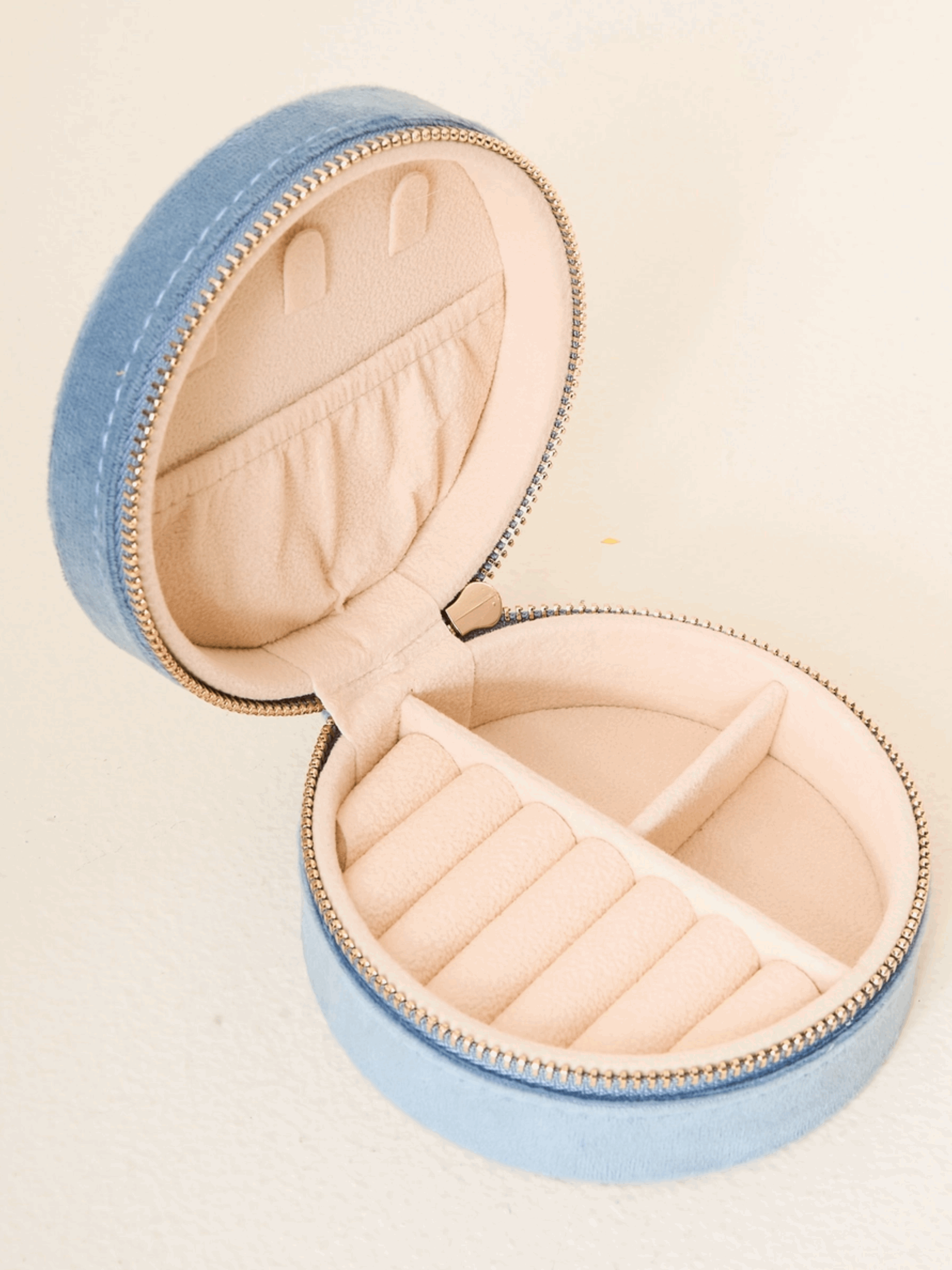 Floral Round Velvet Jewelry Case