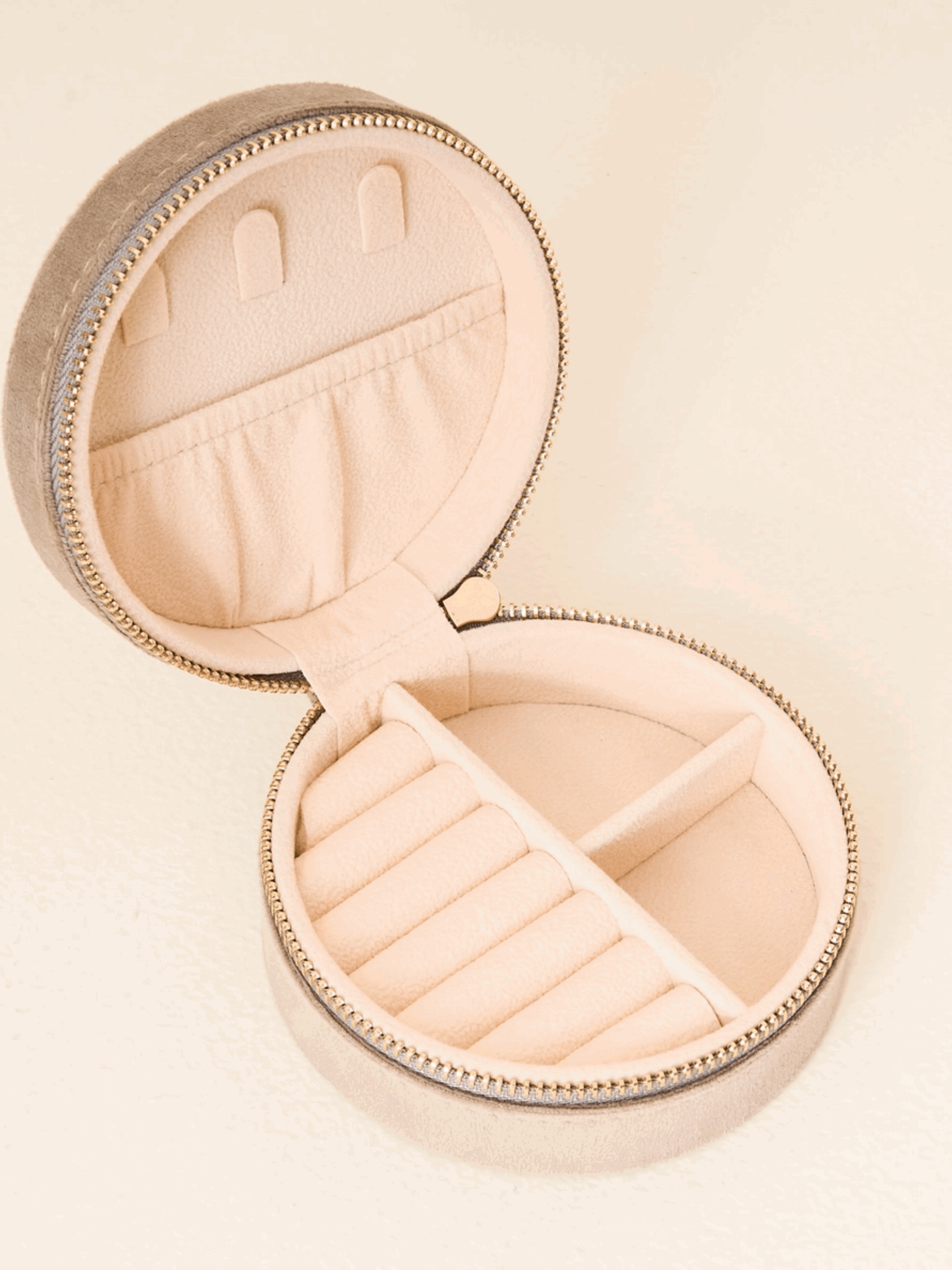 Floral Round Velvet Jewelry Case