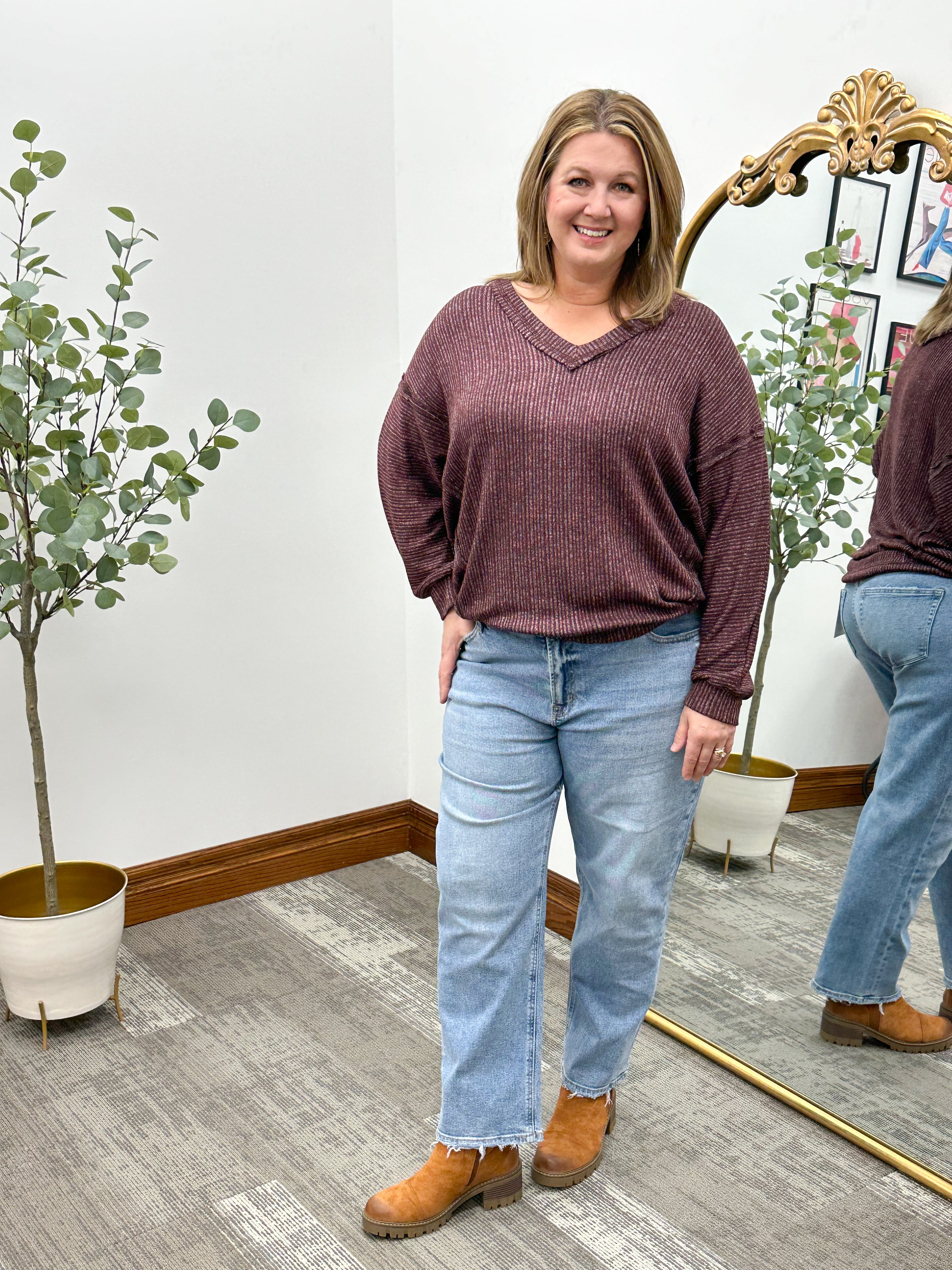 Abi V-Neck Long Sleeve Top