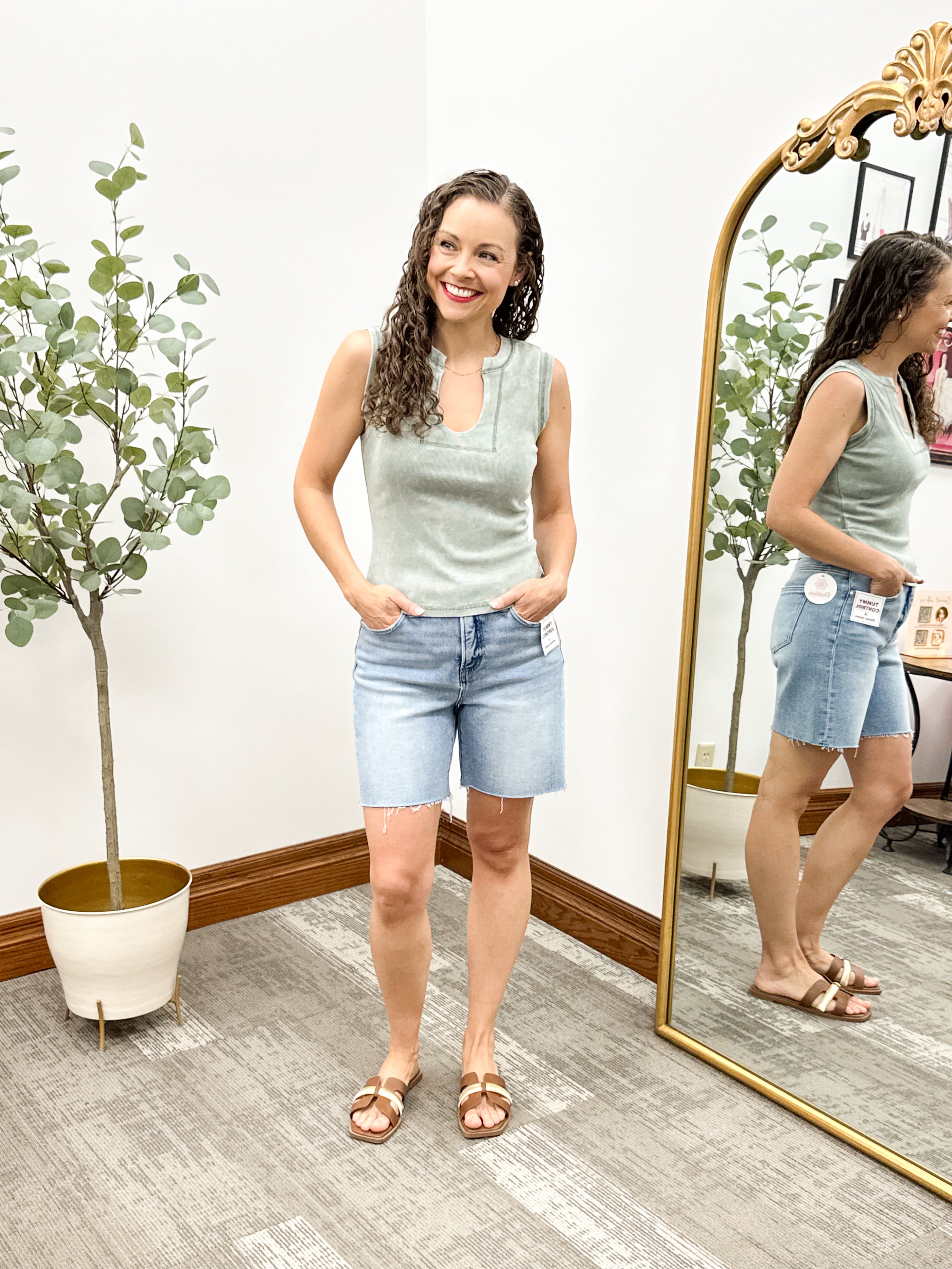 Ribbed Cutout Tank Top