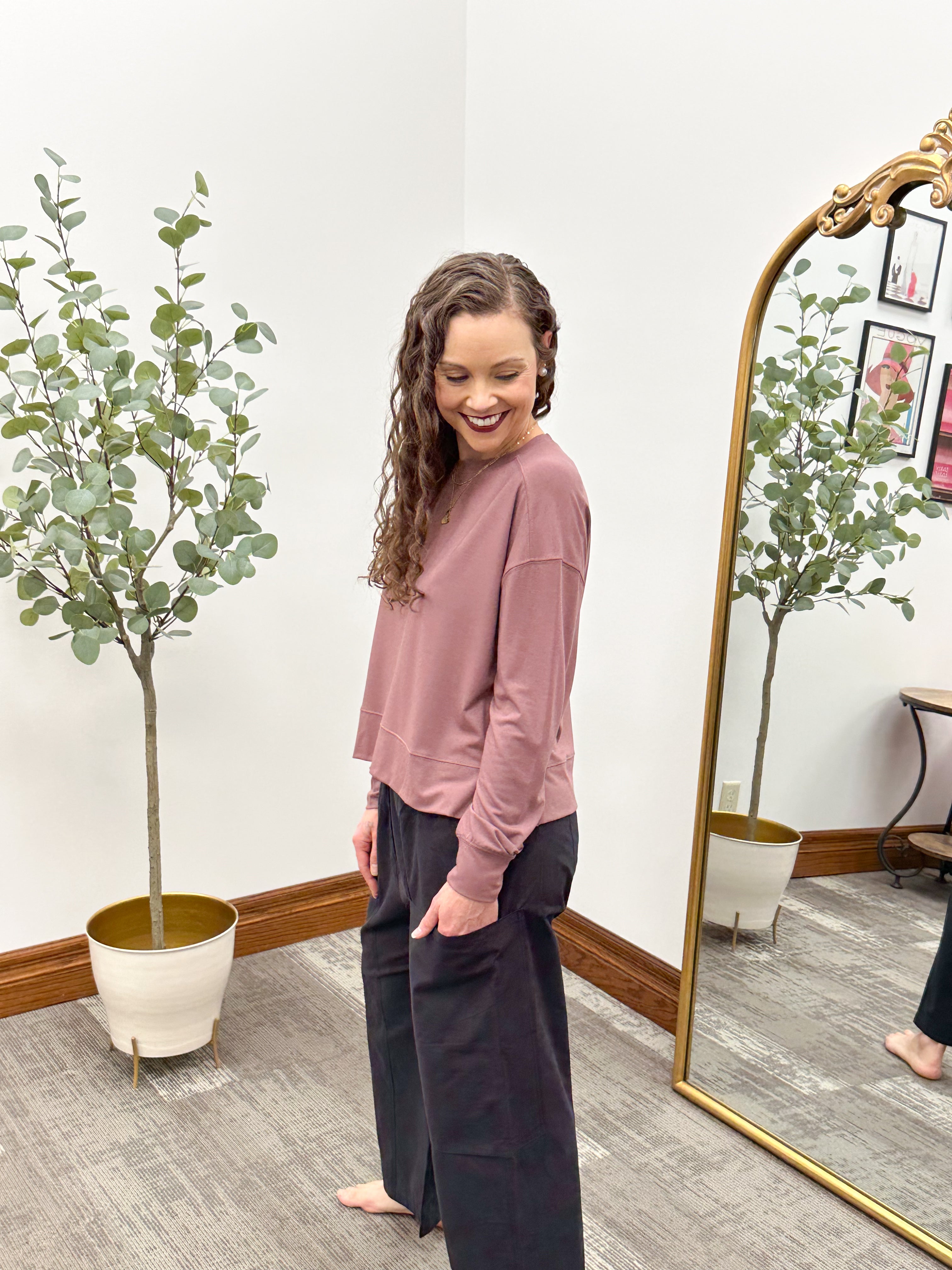 Wide Leg Athleisure Ankle Pants