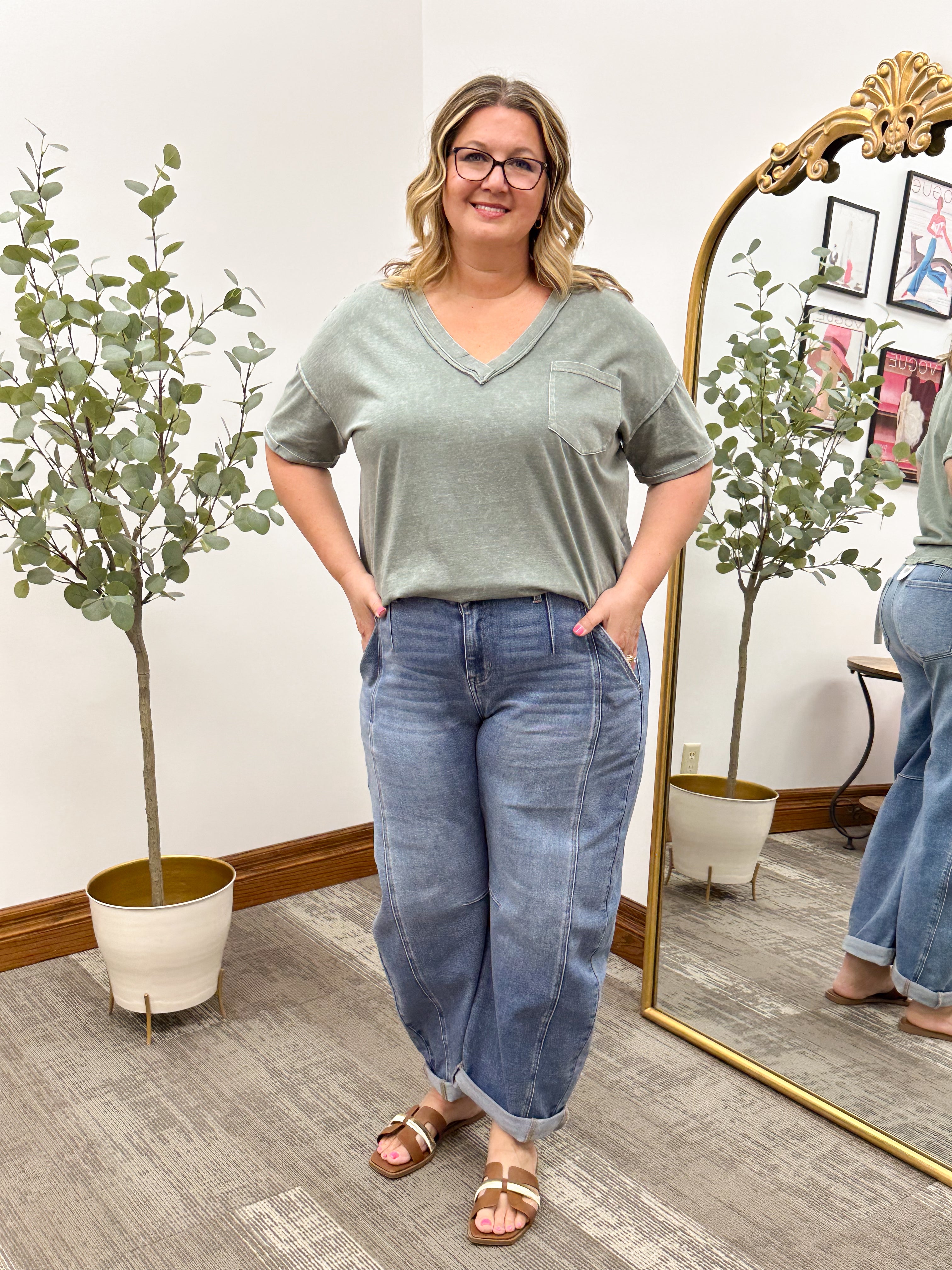 Raw Edge Basic V-Neck T-Shirt