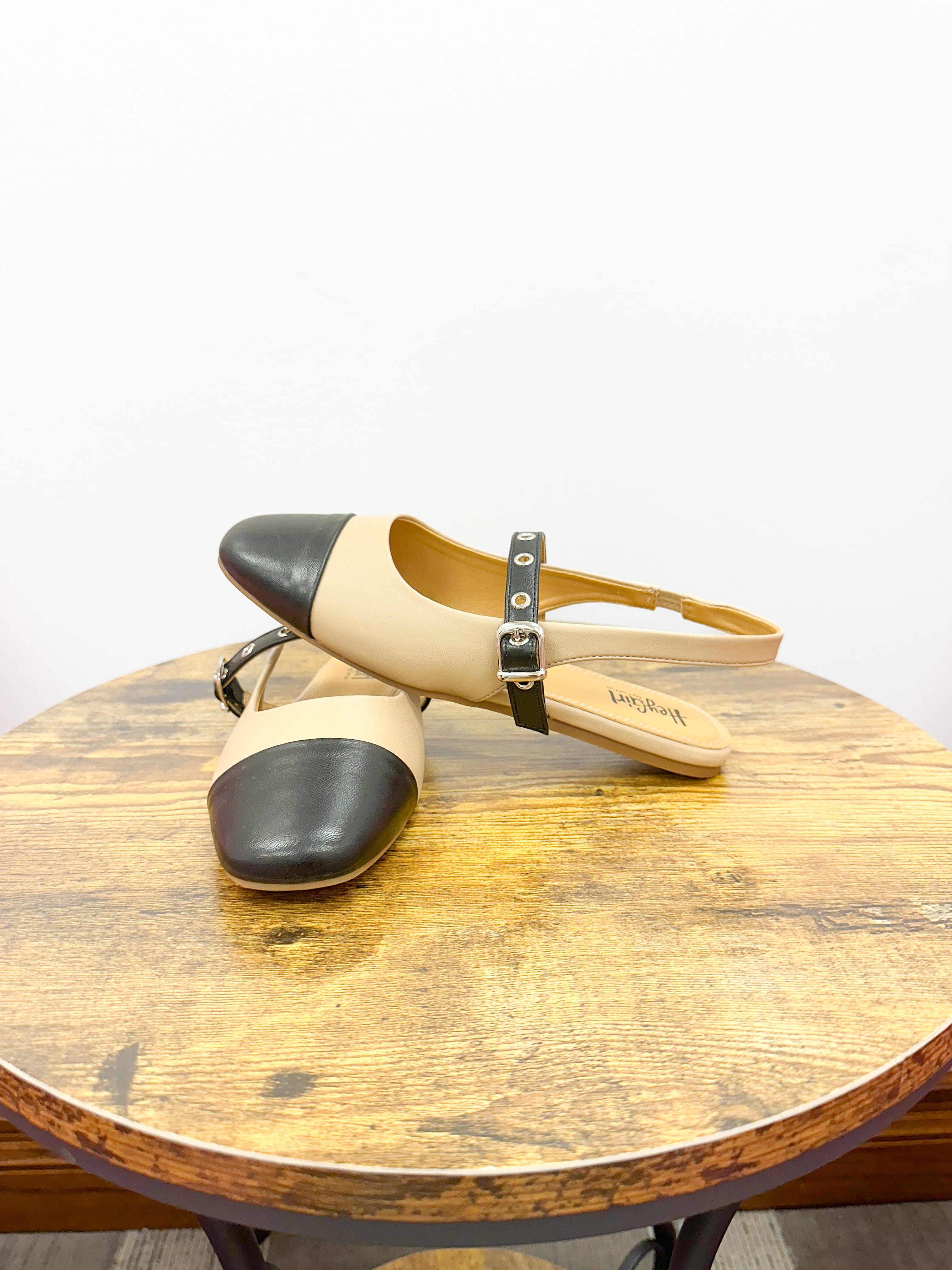 Corky’s Poker Face Camel Flats