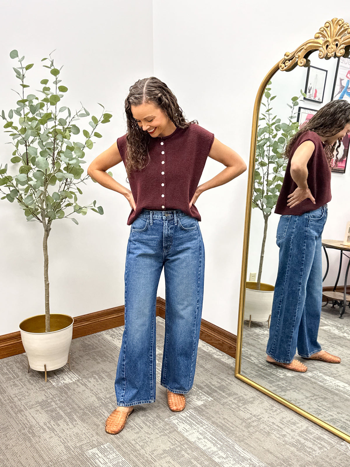 Maroon Lightweight Sleeveless Button Cardigan