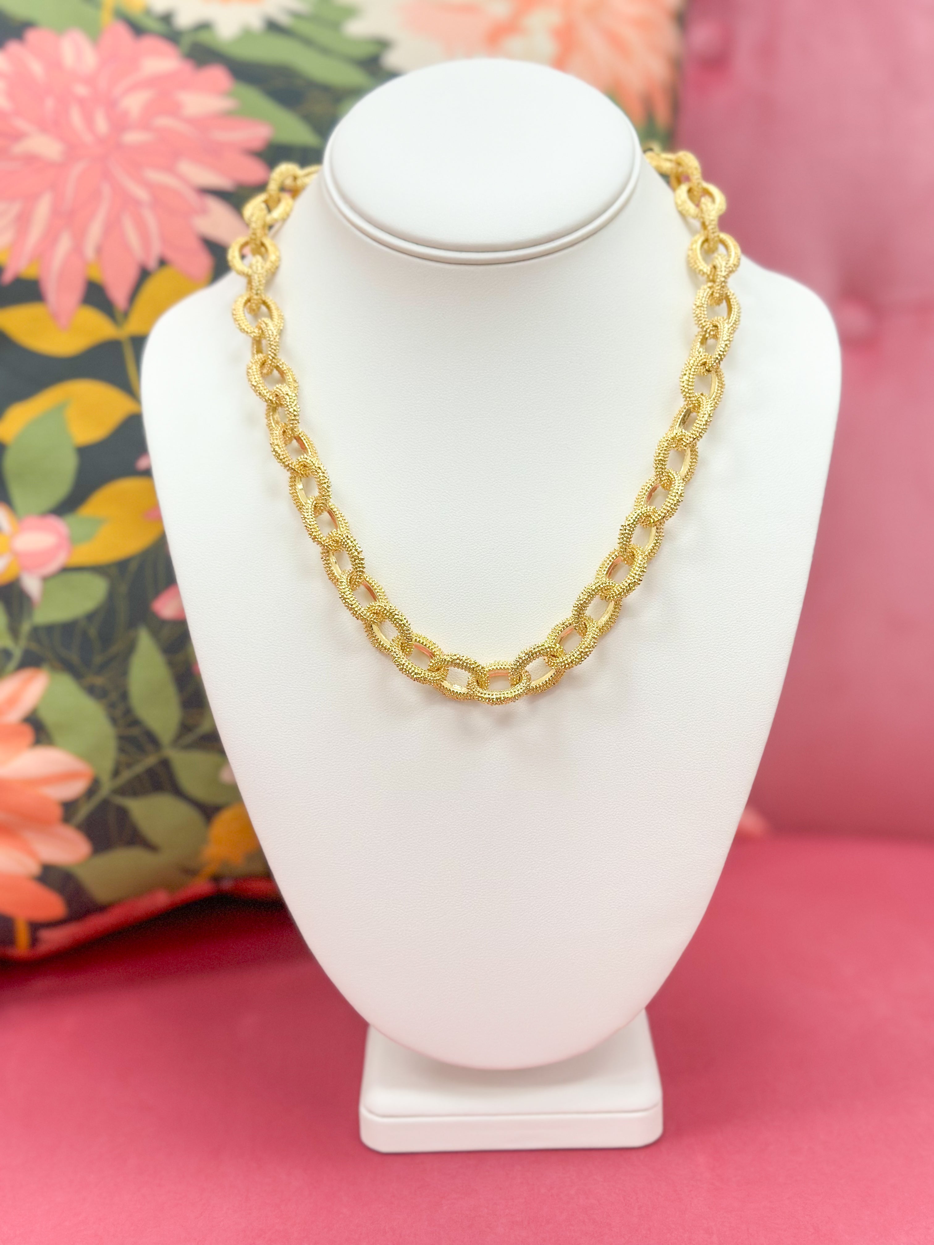 Classy Statement Chain Necklace