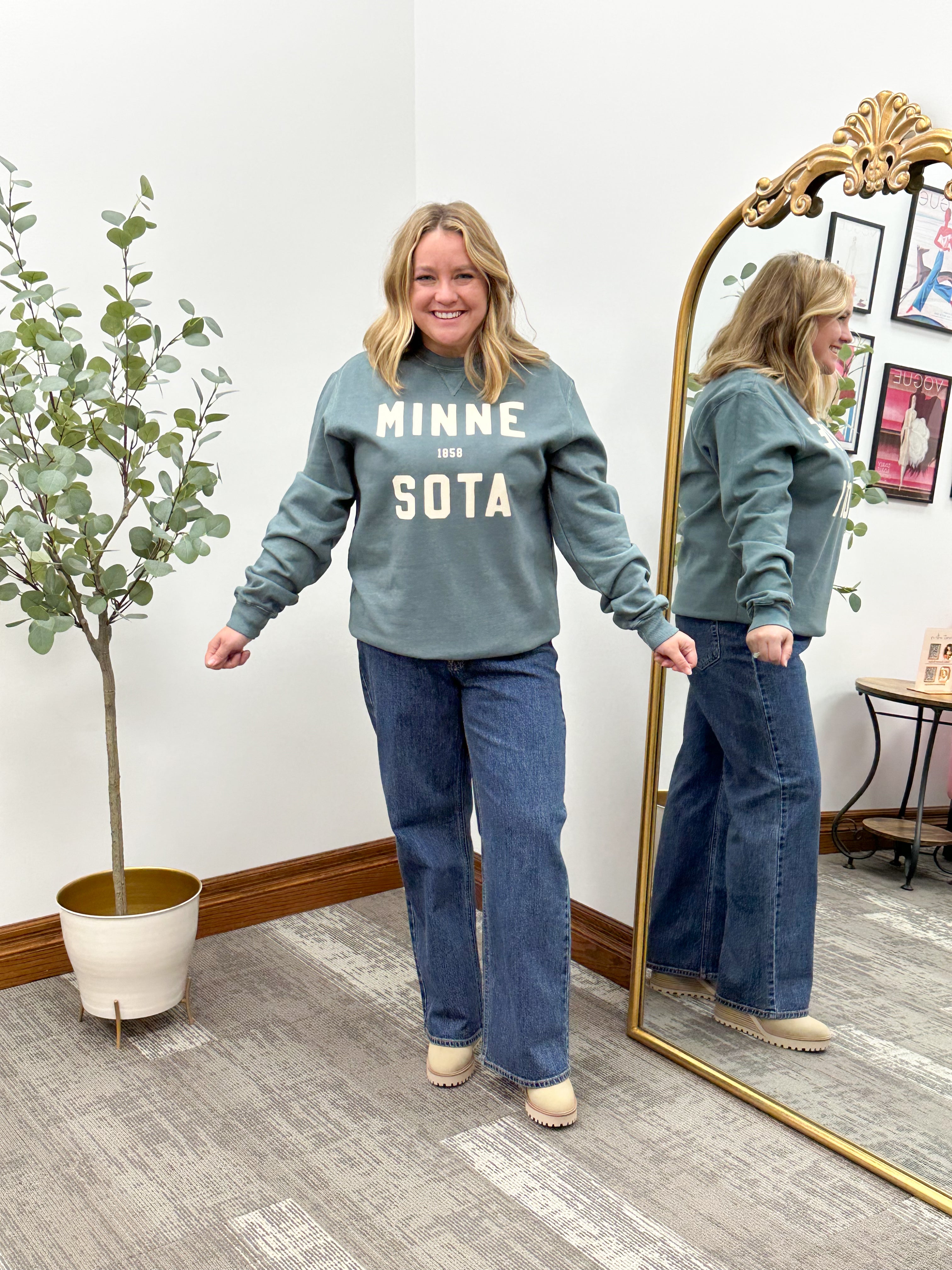 Green Minnesota Crewneck Sweatshirt