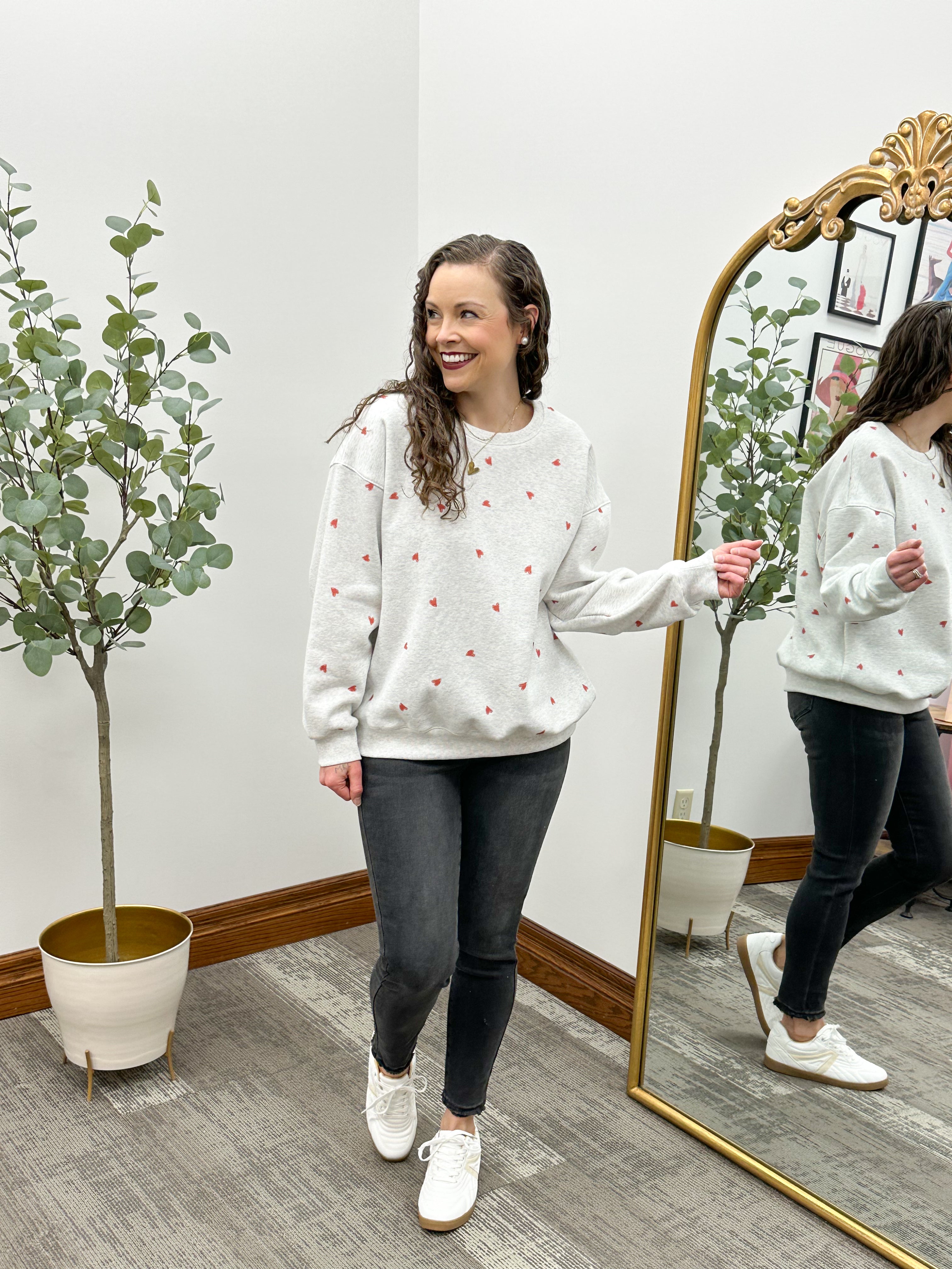 Red Heart Oversized Sweatshirt
