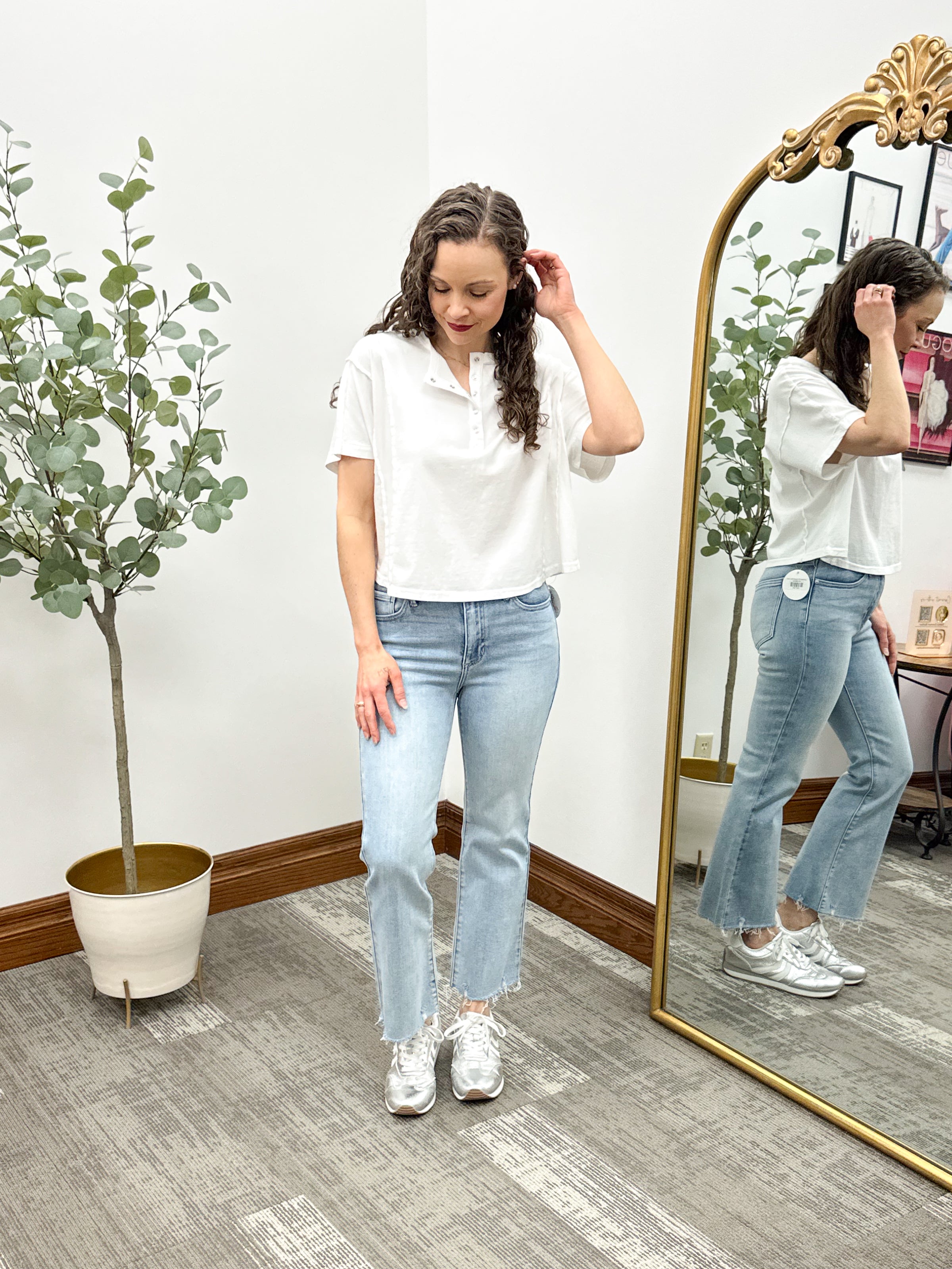 Short Sleeve Cropped Henley T-Shirt