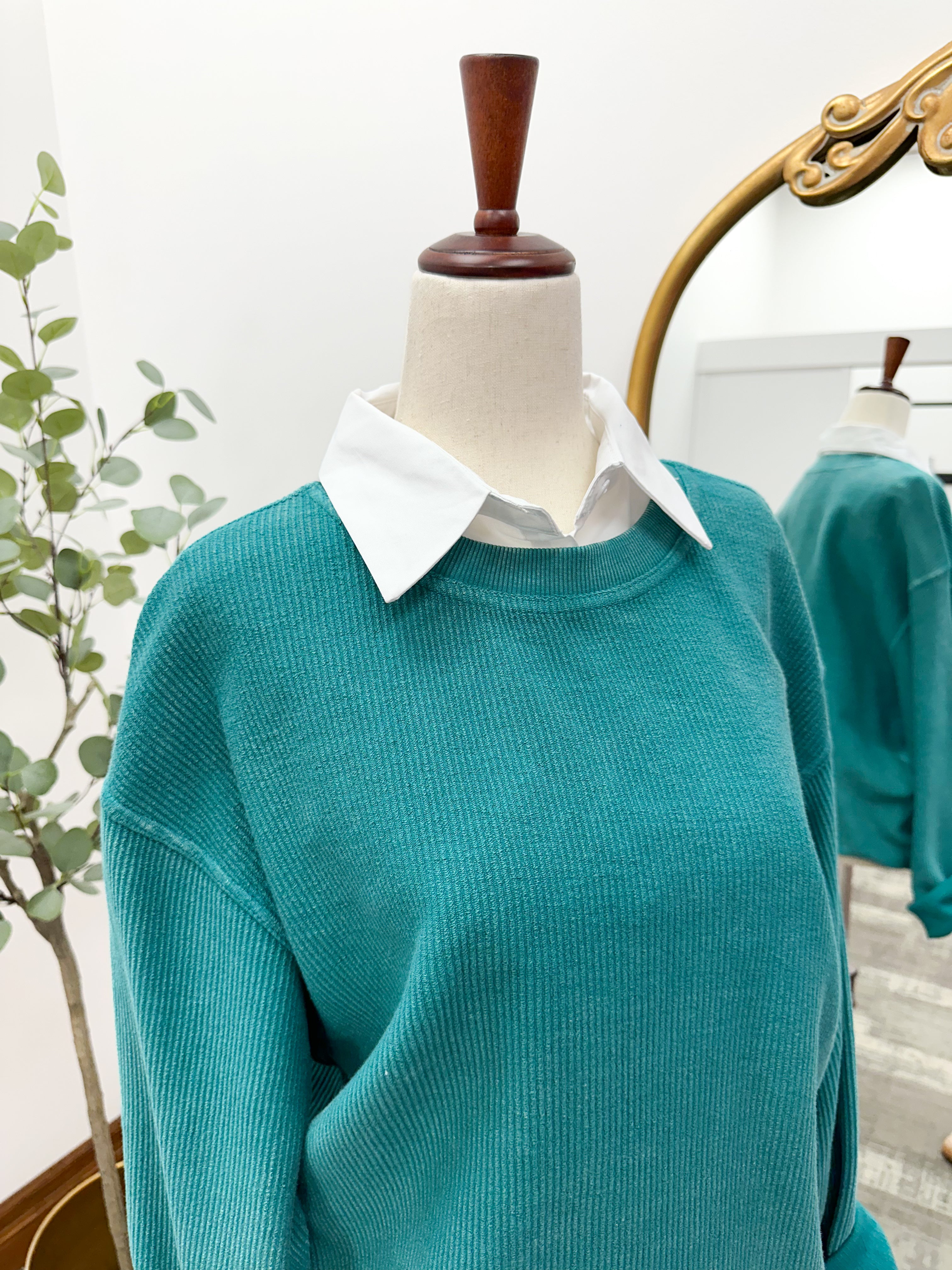 Women's Faux Collar