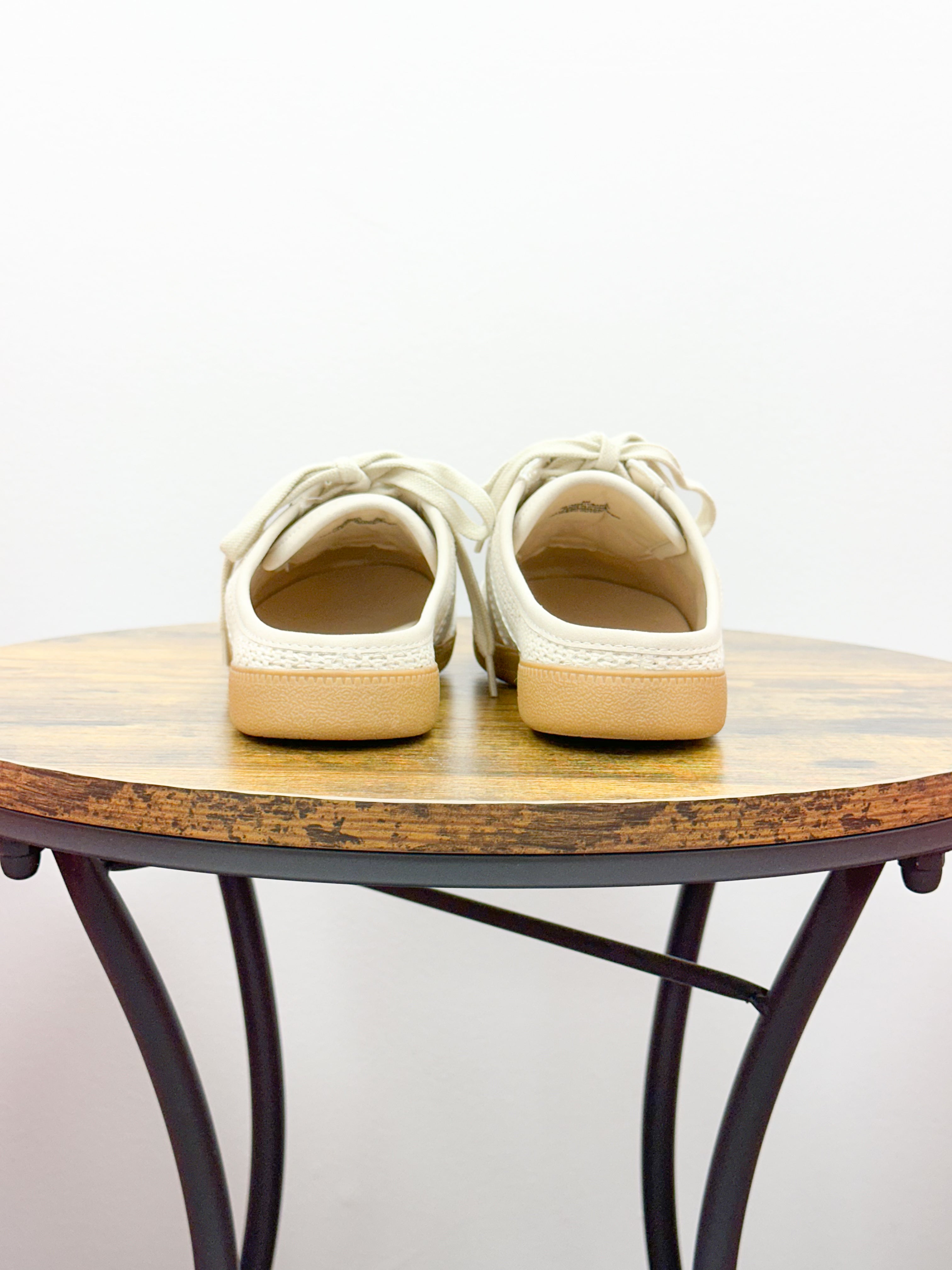 MIA Baron Sneakers