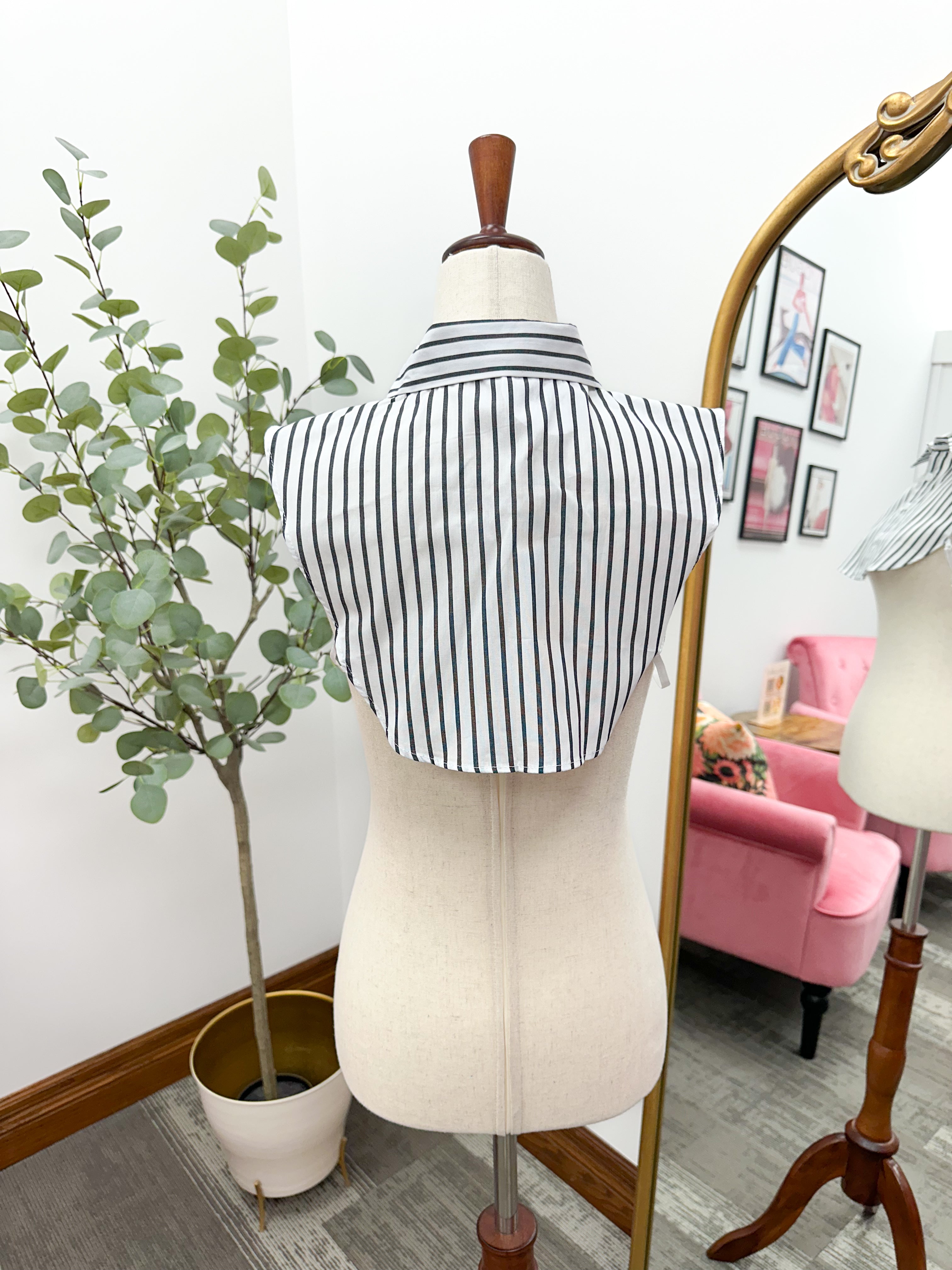 Women's Faux Collar