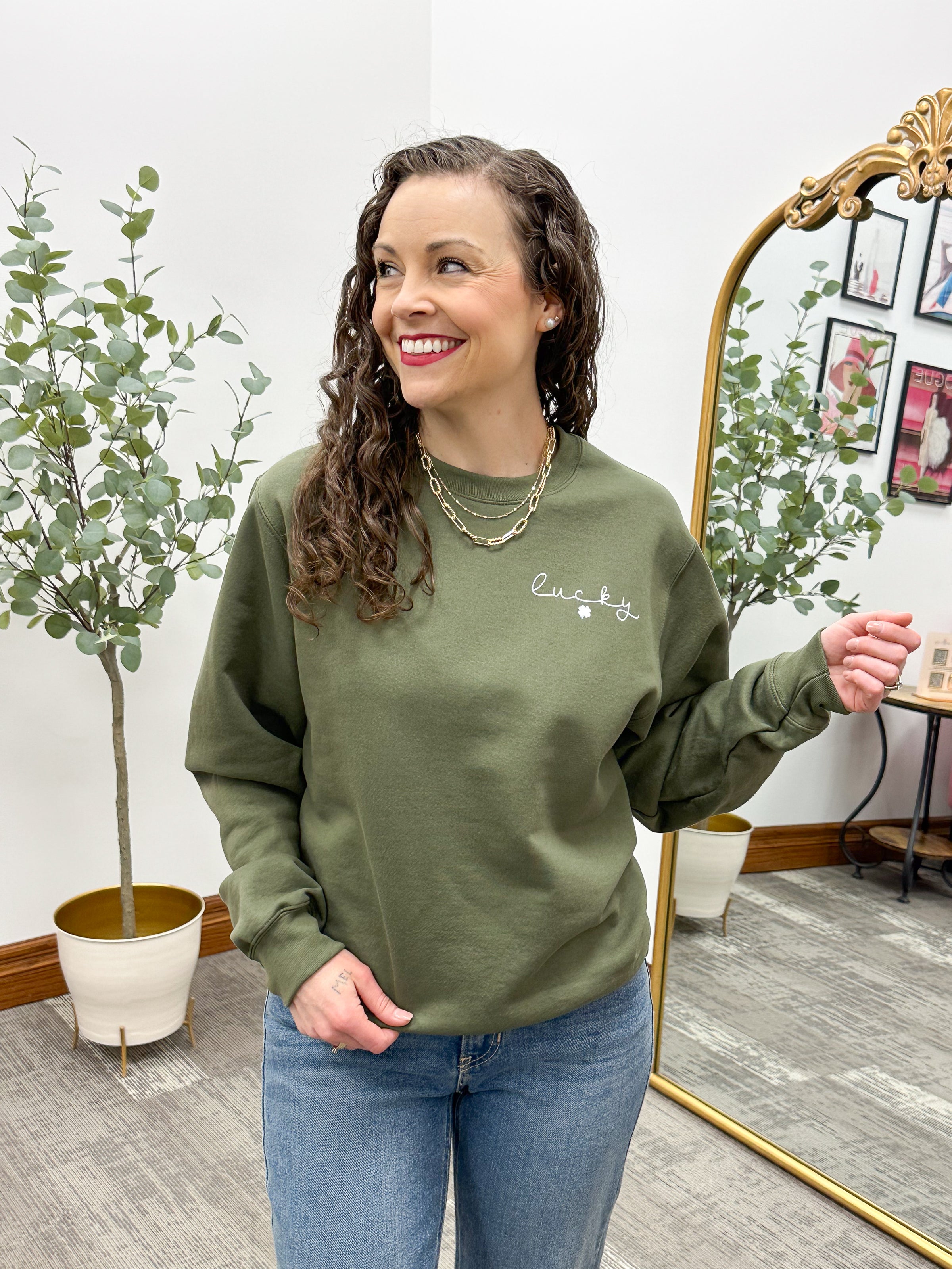 St Patrick’s Day Graphic Sweatshirt, Four Leaf Clover Sweatshirt, Clover, Lucky Sweatshirt