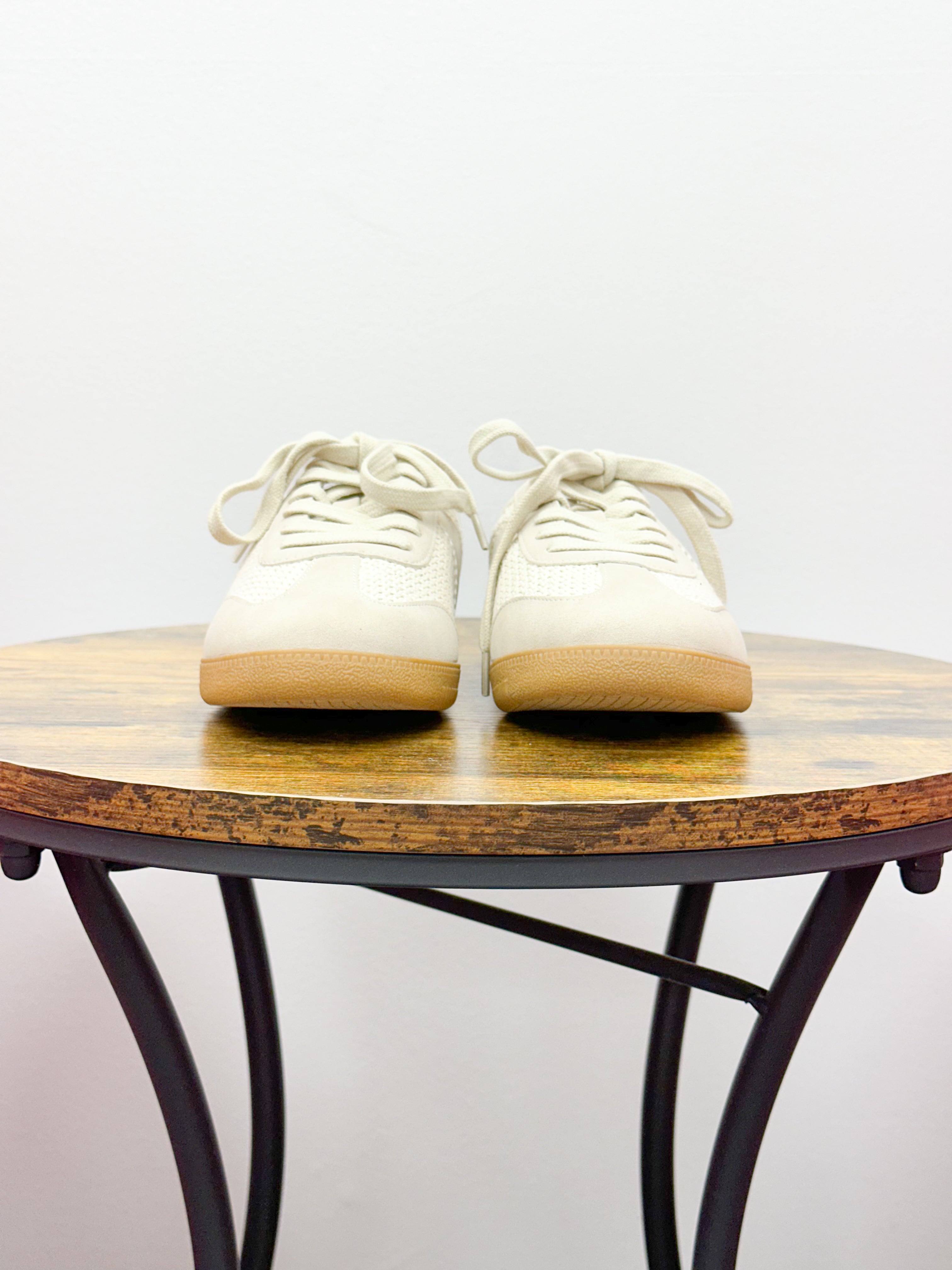 MIA Baron Sneakers