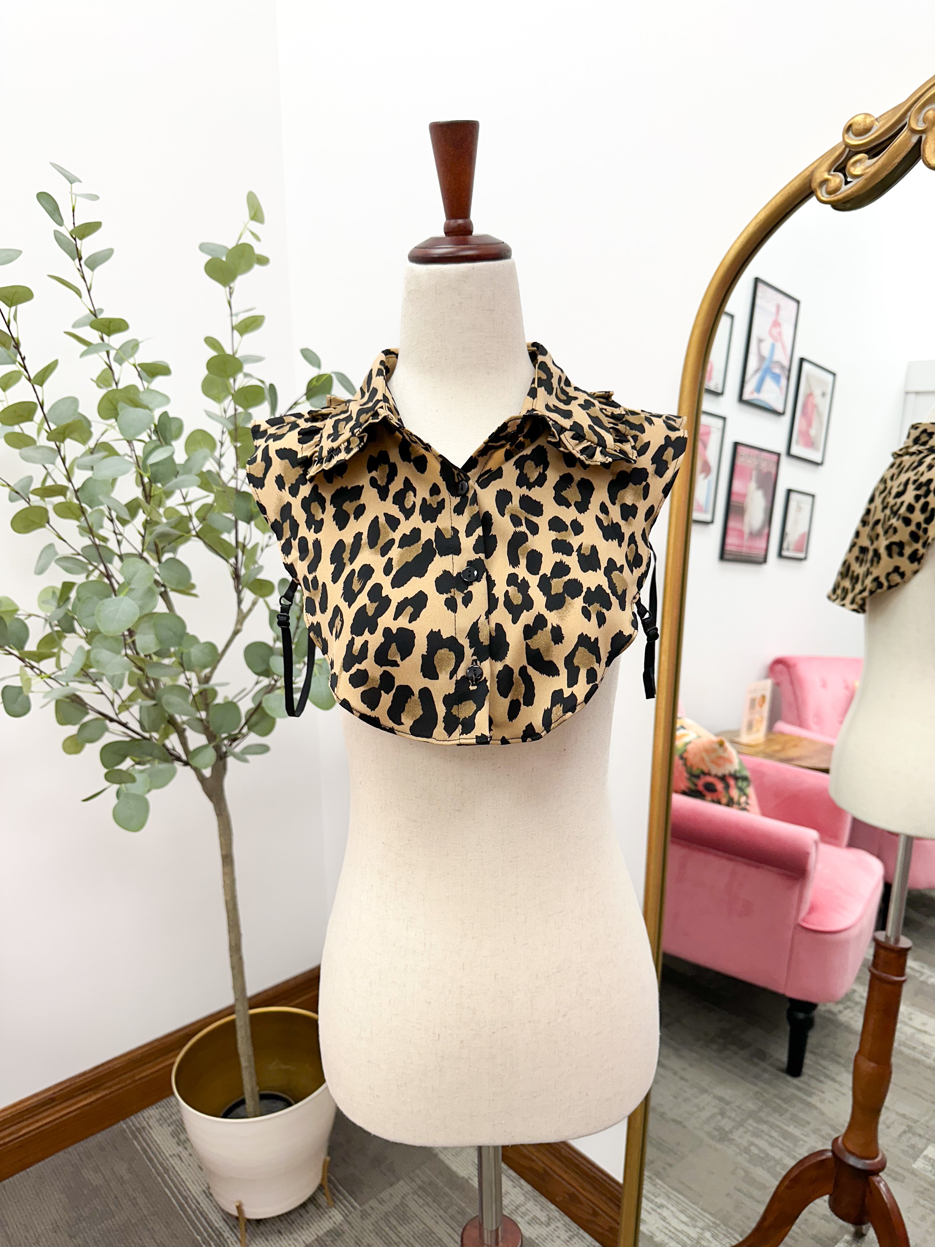Women's Faux Collar