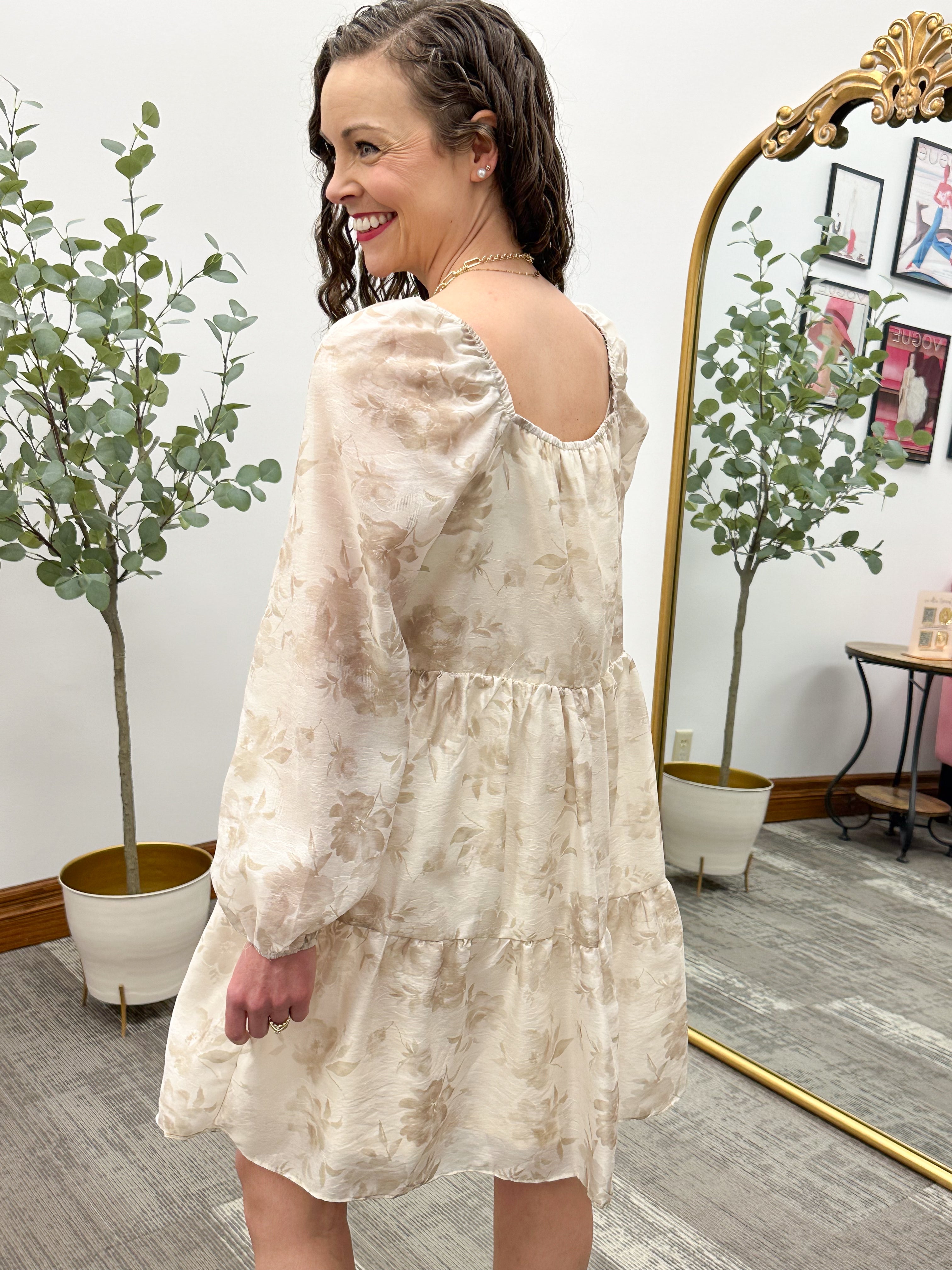 Cream Floral Sweetheart Neck Dress