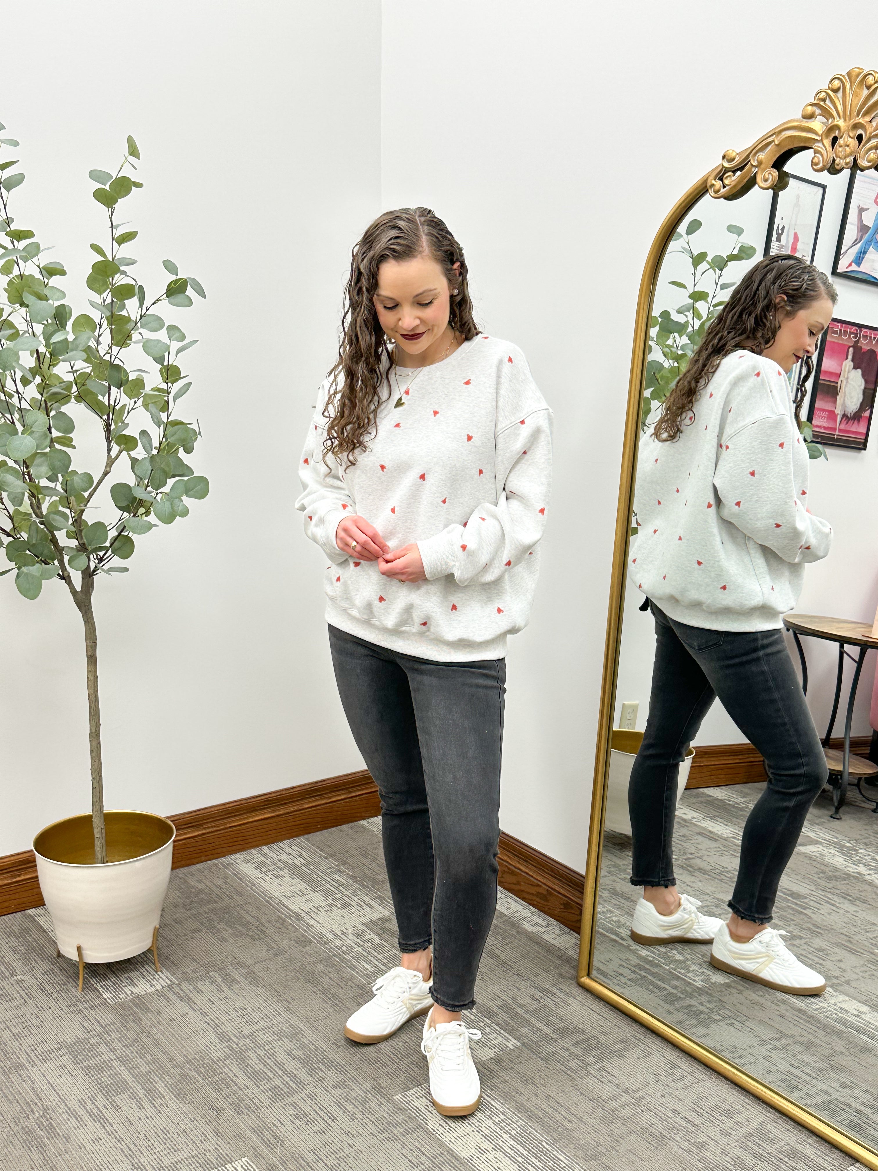 Red Heart Oversized Sweatshirt