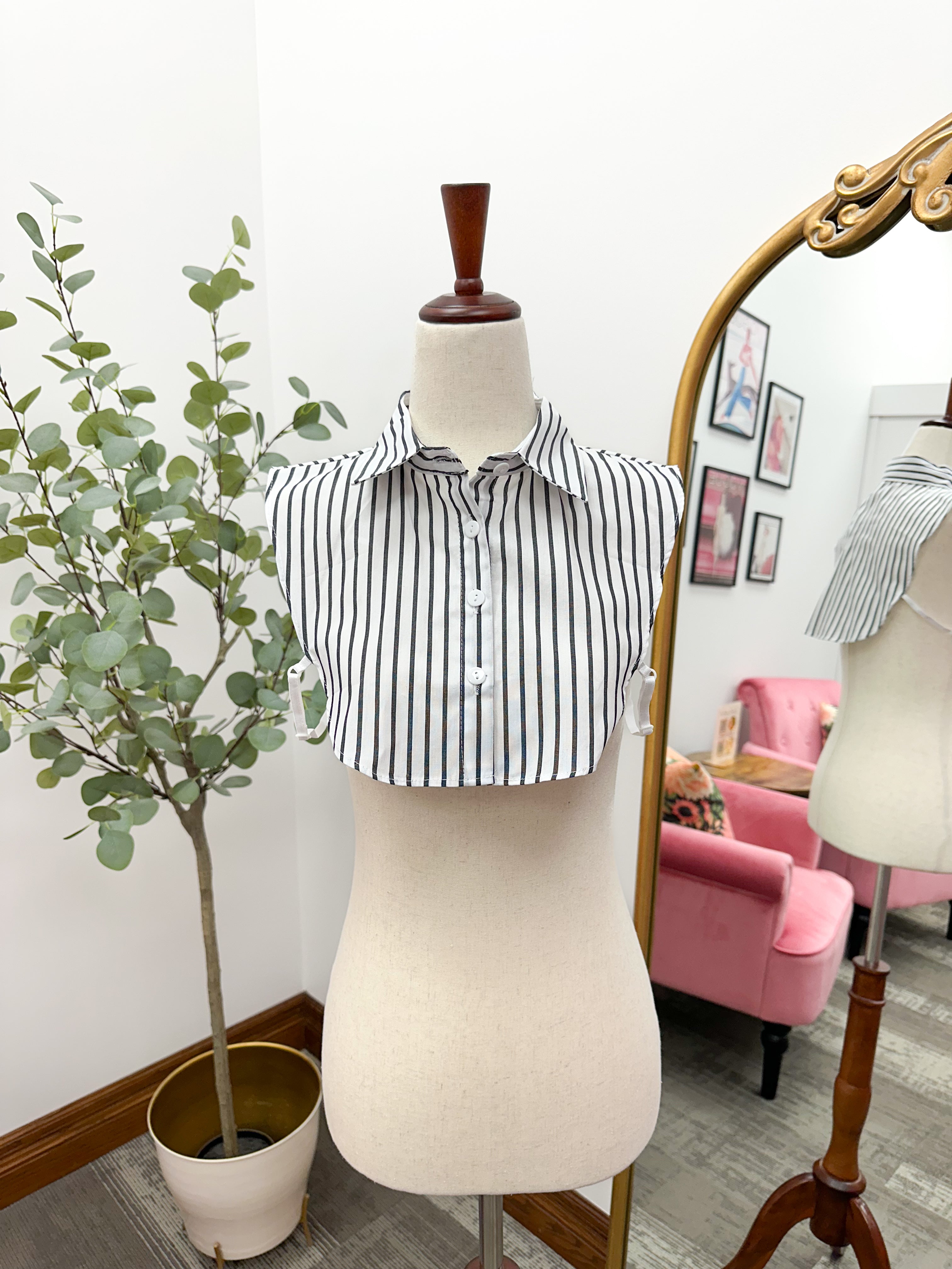 Women's Faux Collar