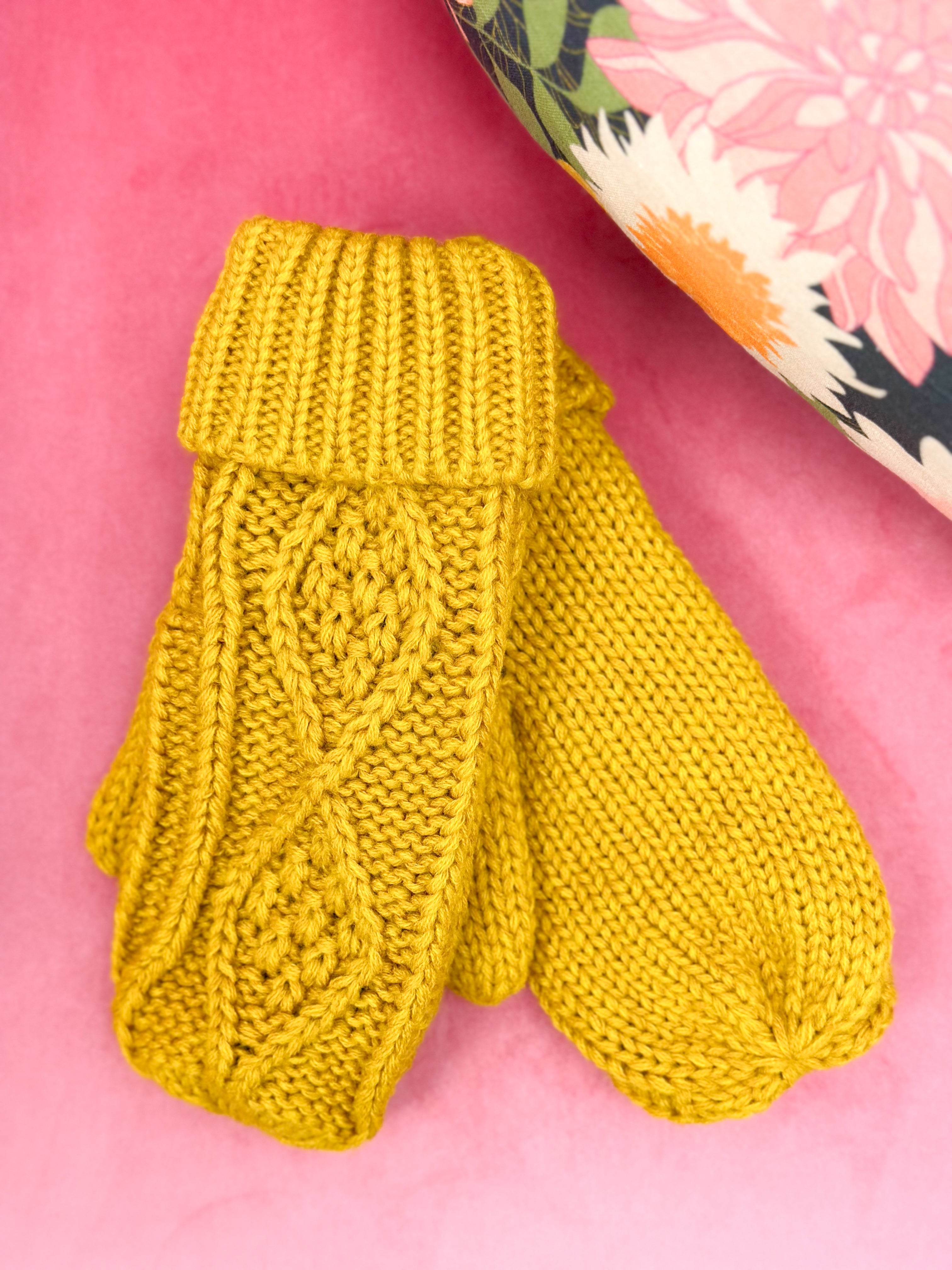 Cable Knit Mittens