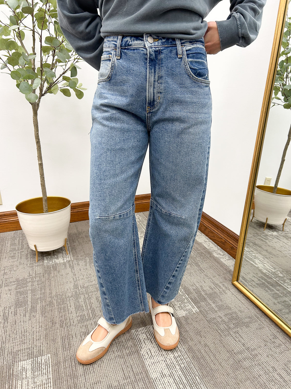 Just Black Denim High Rise Medium Wash Barrel Jeans