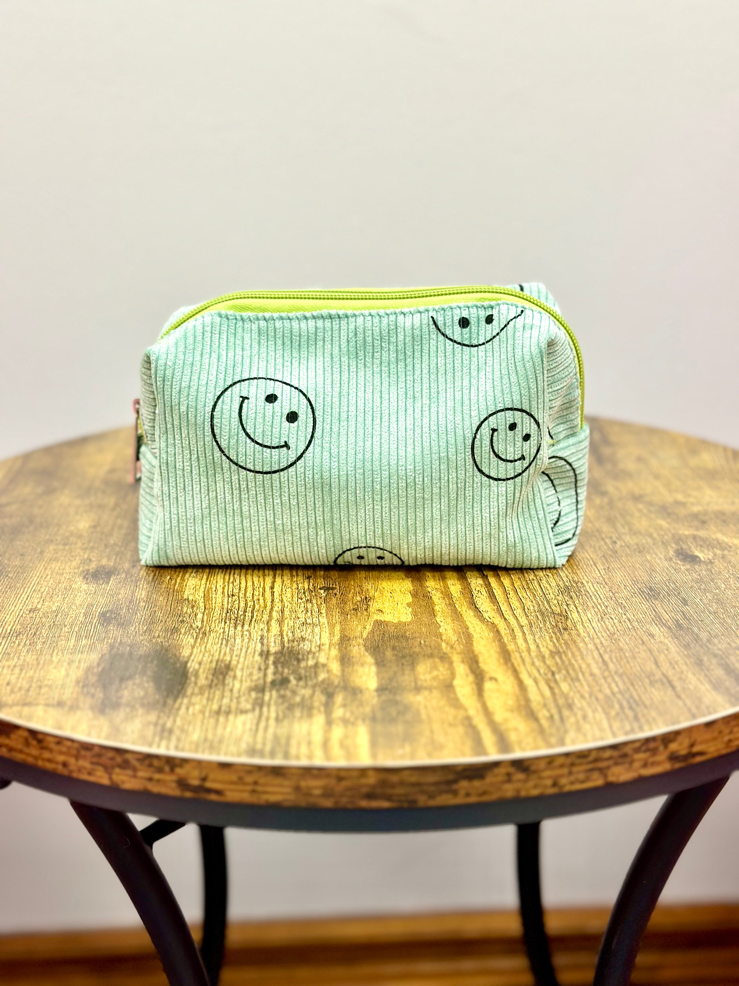 Smiley Makeup Pouch