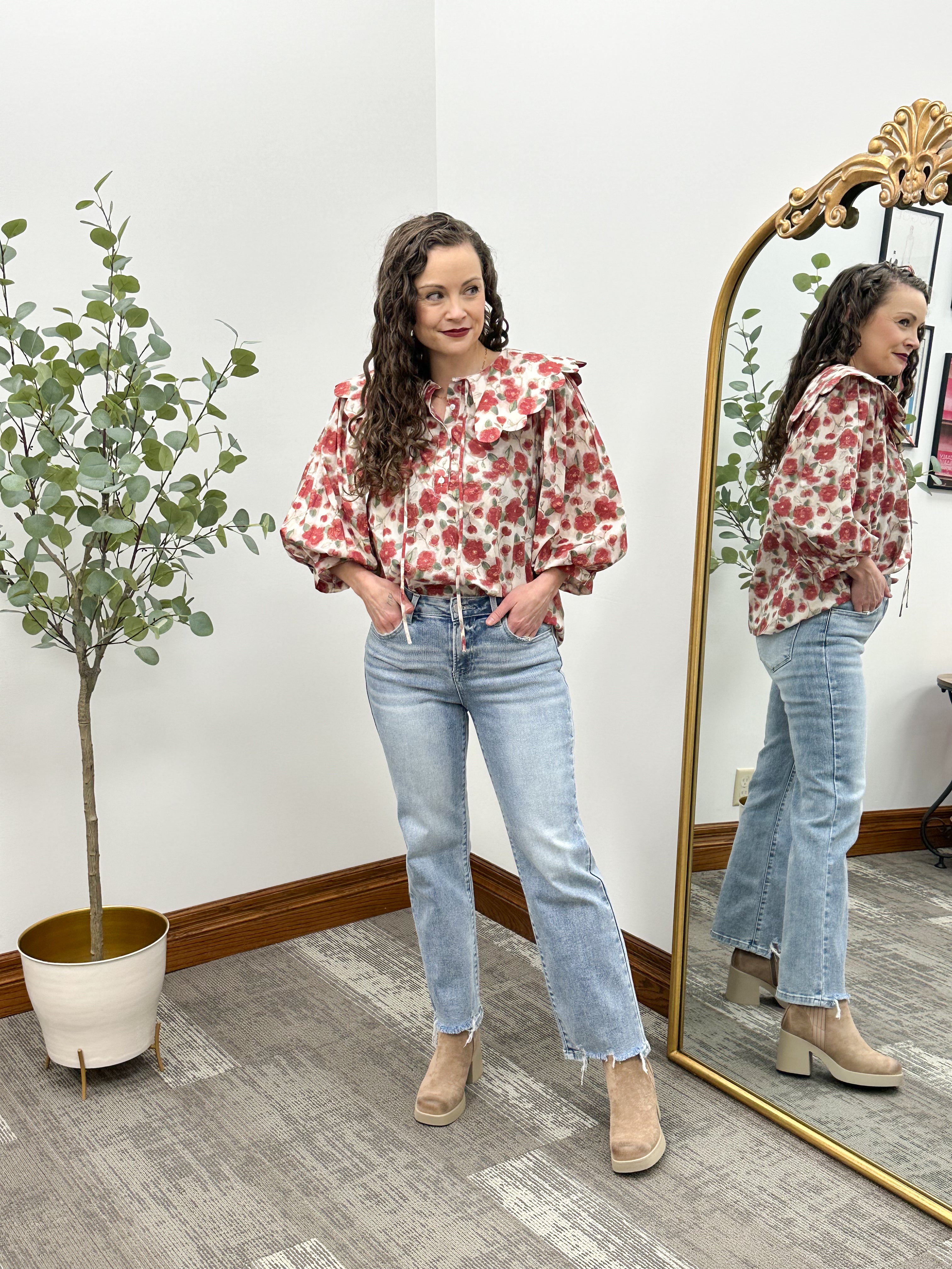 Madi Floral Oversized Collar Top