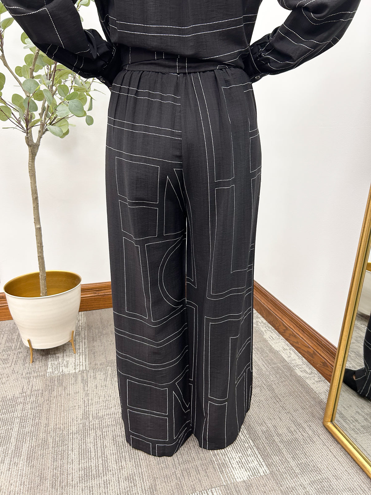 Black Line Stitch Wide Leg Pants