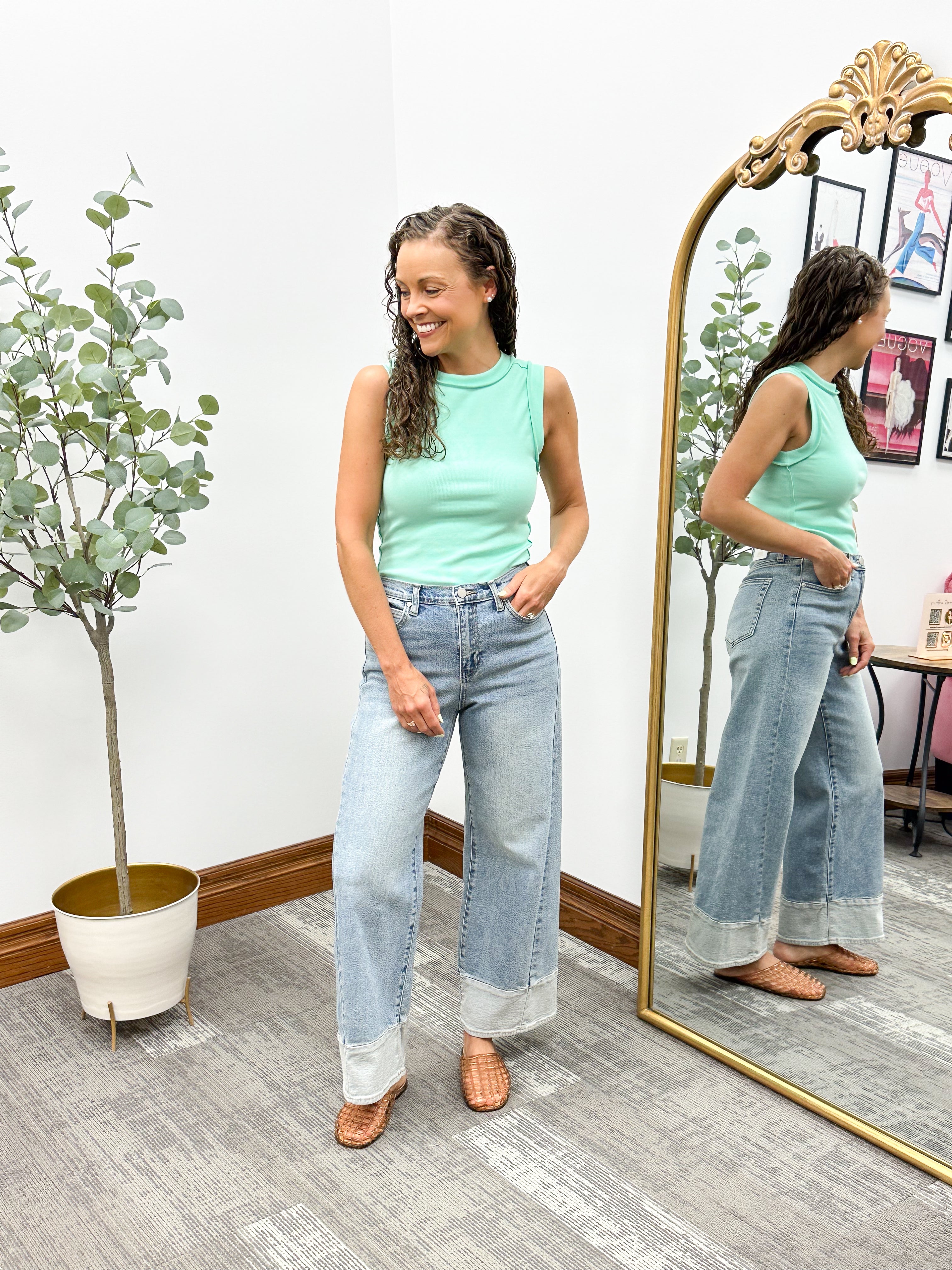 Mint Outseam Tank Top