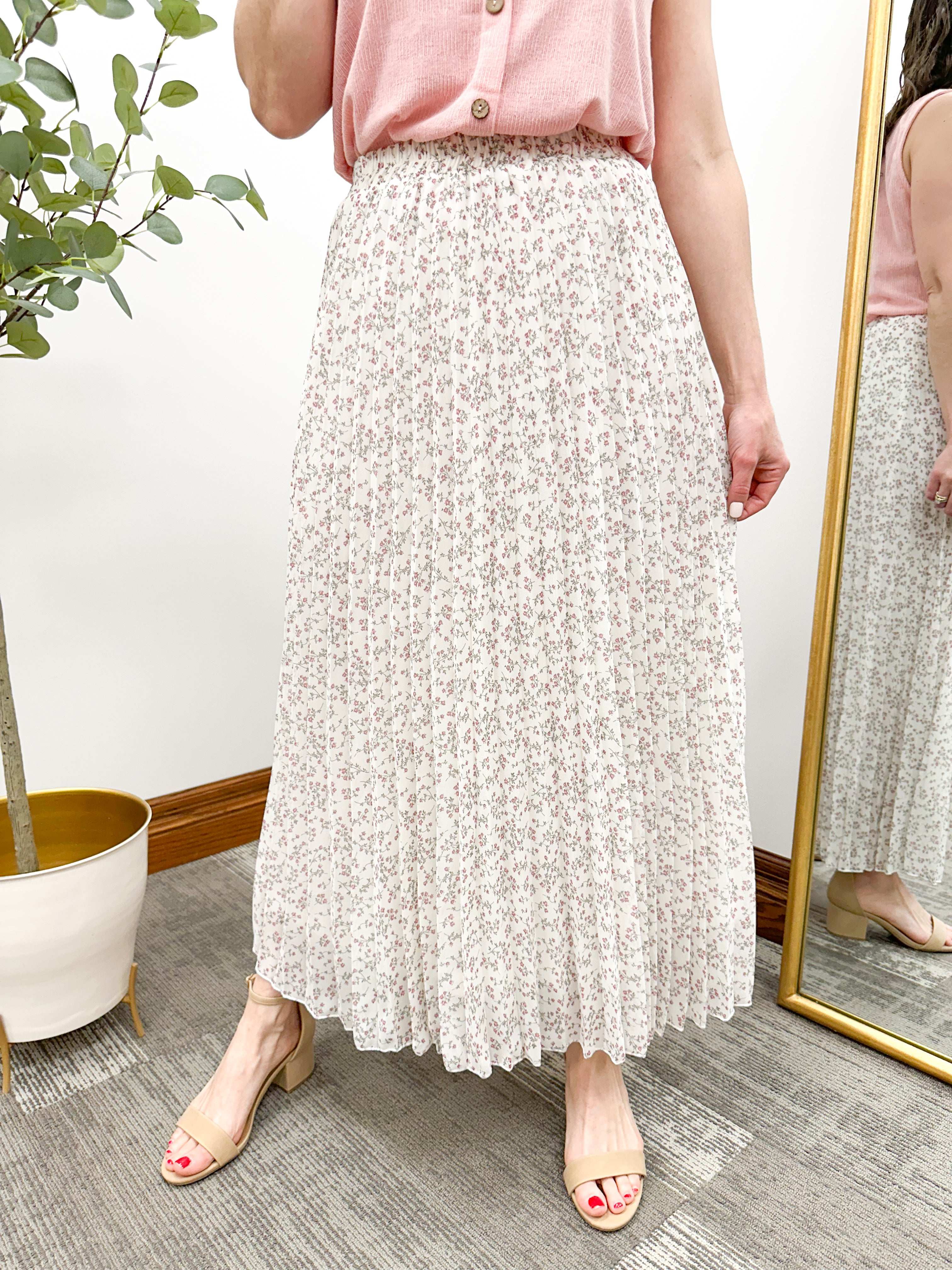 Floral Pleated Maxi Skirt
