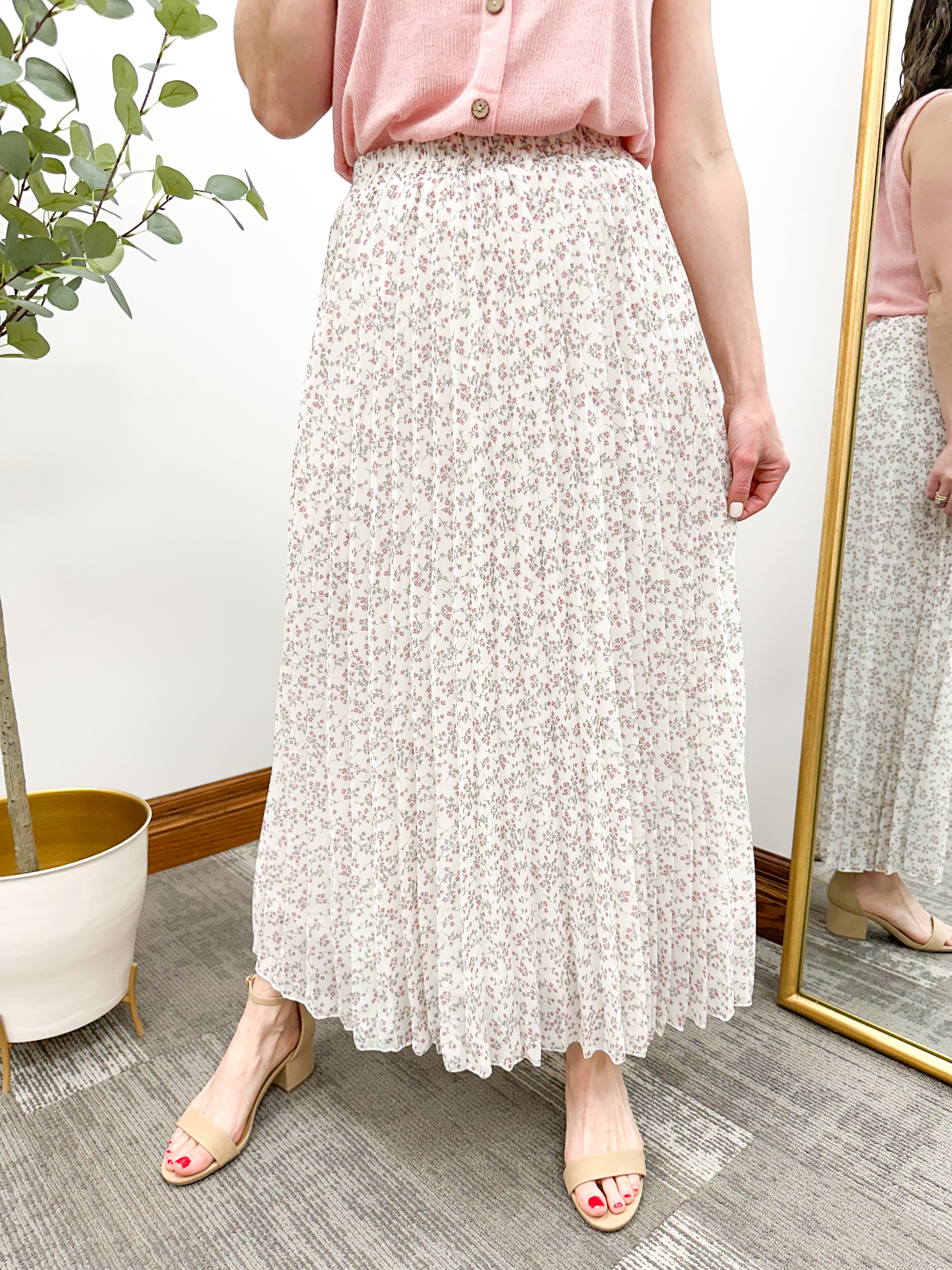 Floral Pleated Maxi Skirt