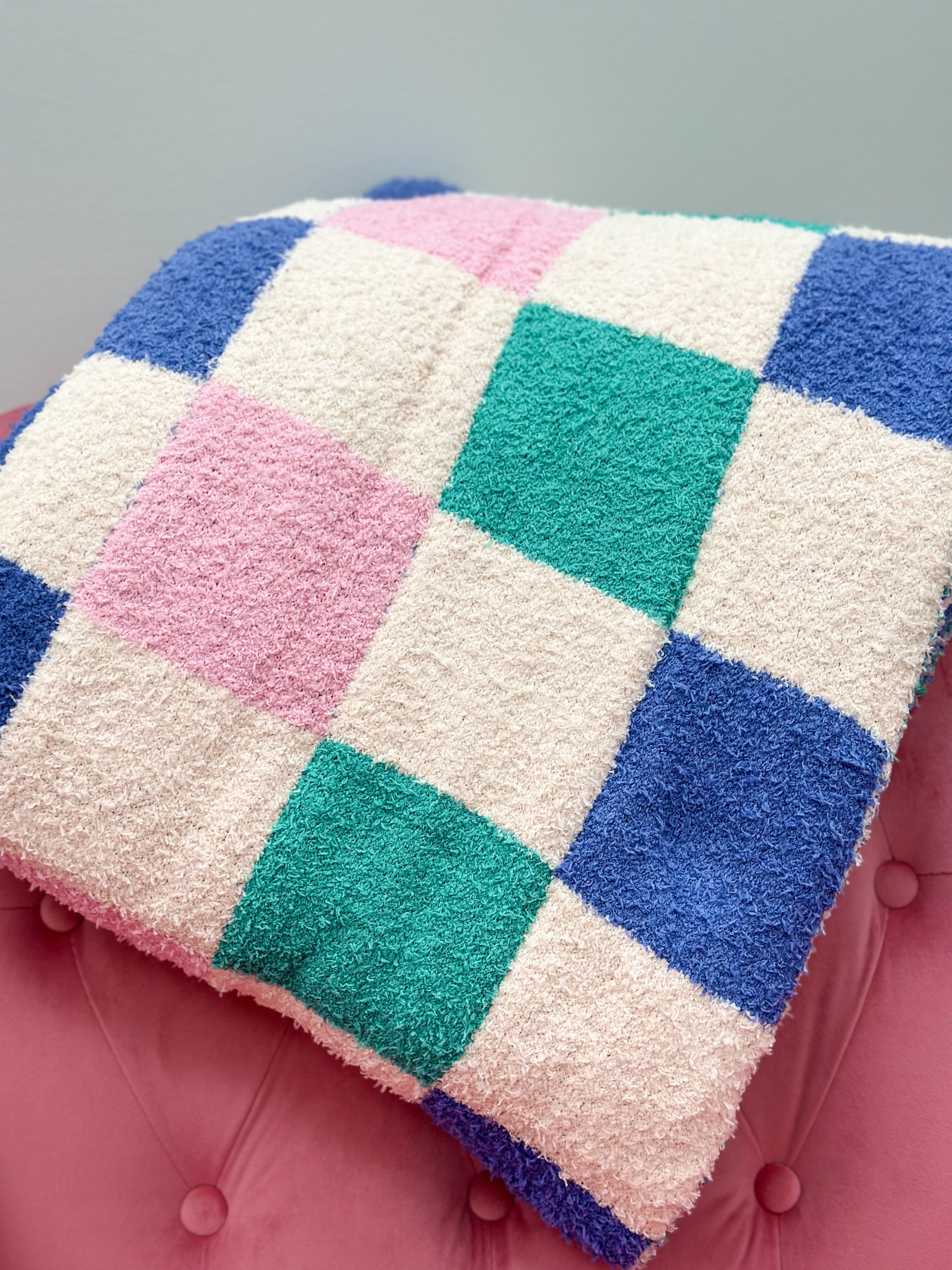 Multicolor Checkered Oversized Throw Blanket