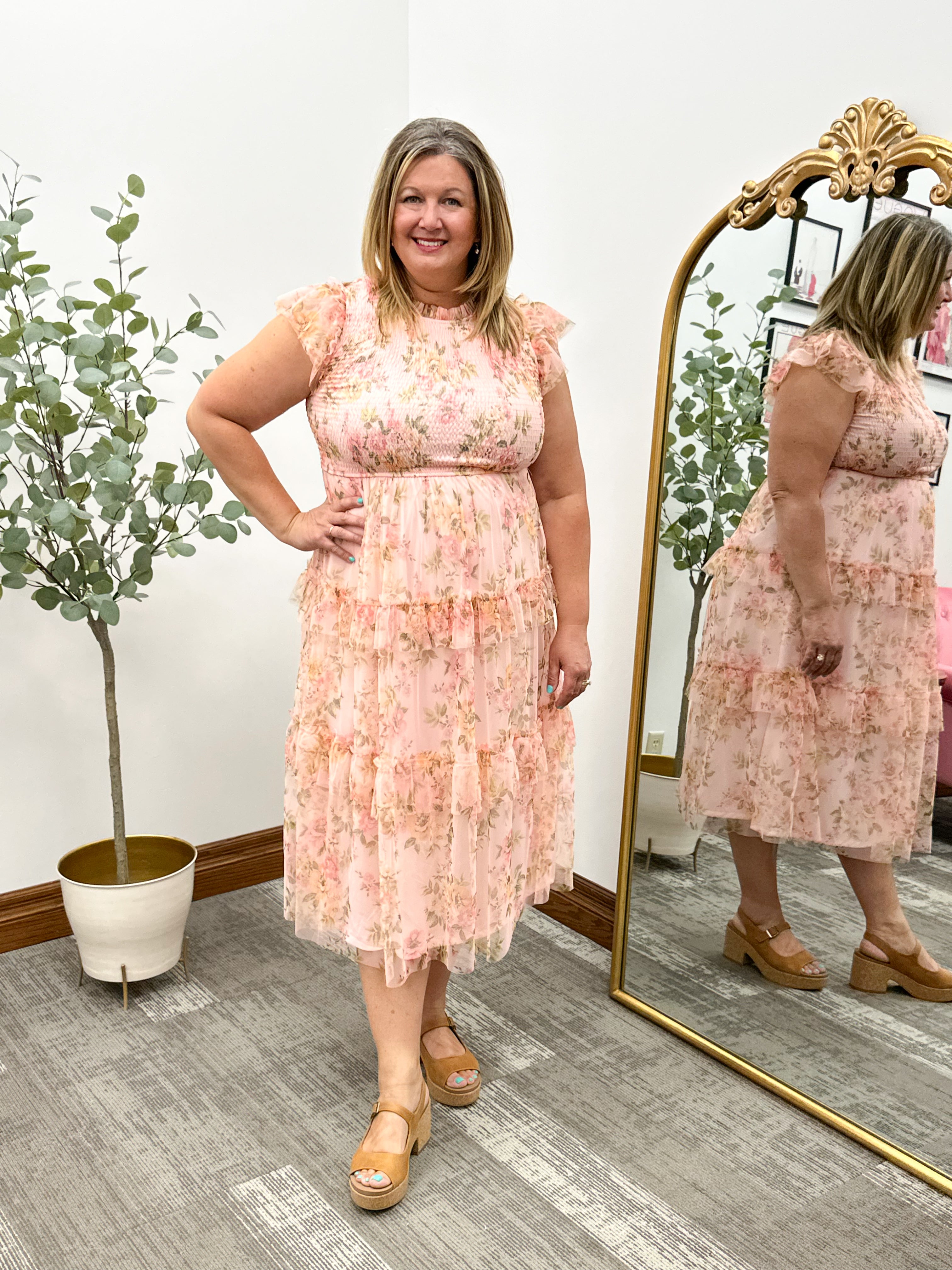 Plus size floral dress, cute plus size dress, plus size wedding guest dress, plus size dresses