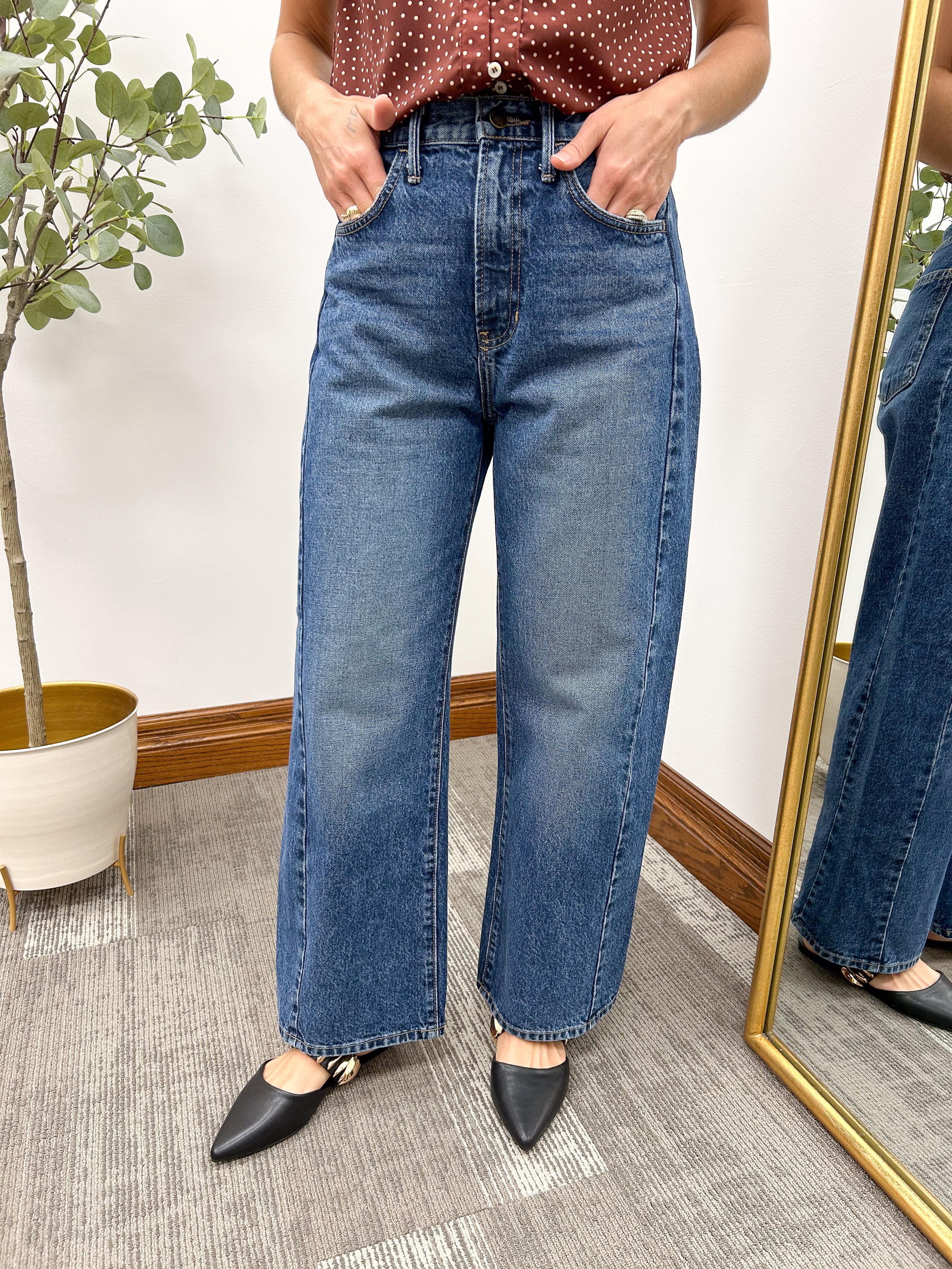 Just black denim dark wash barrel twist jeans