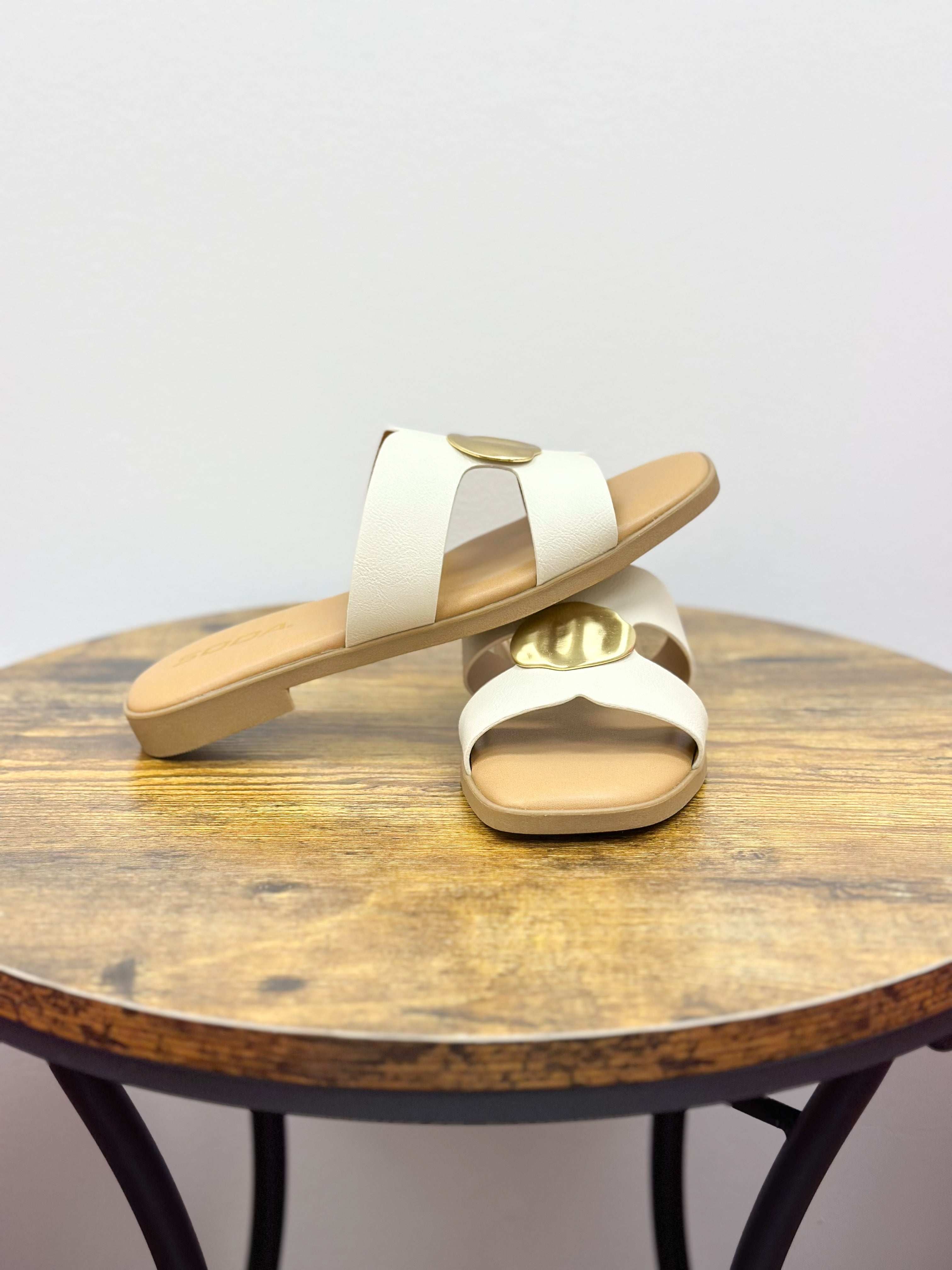 Cream Flat Sandal With Gold Circle Pendant