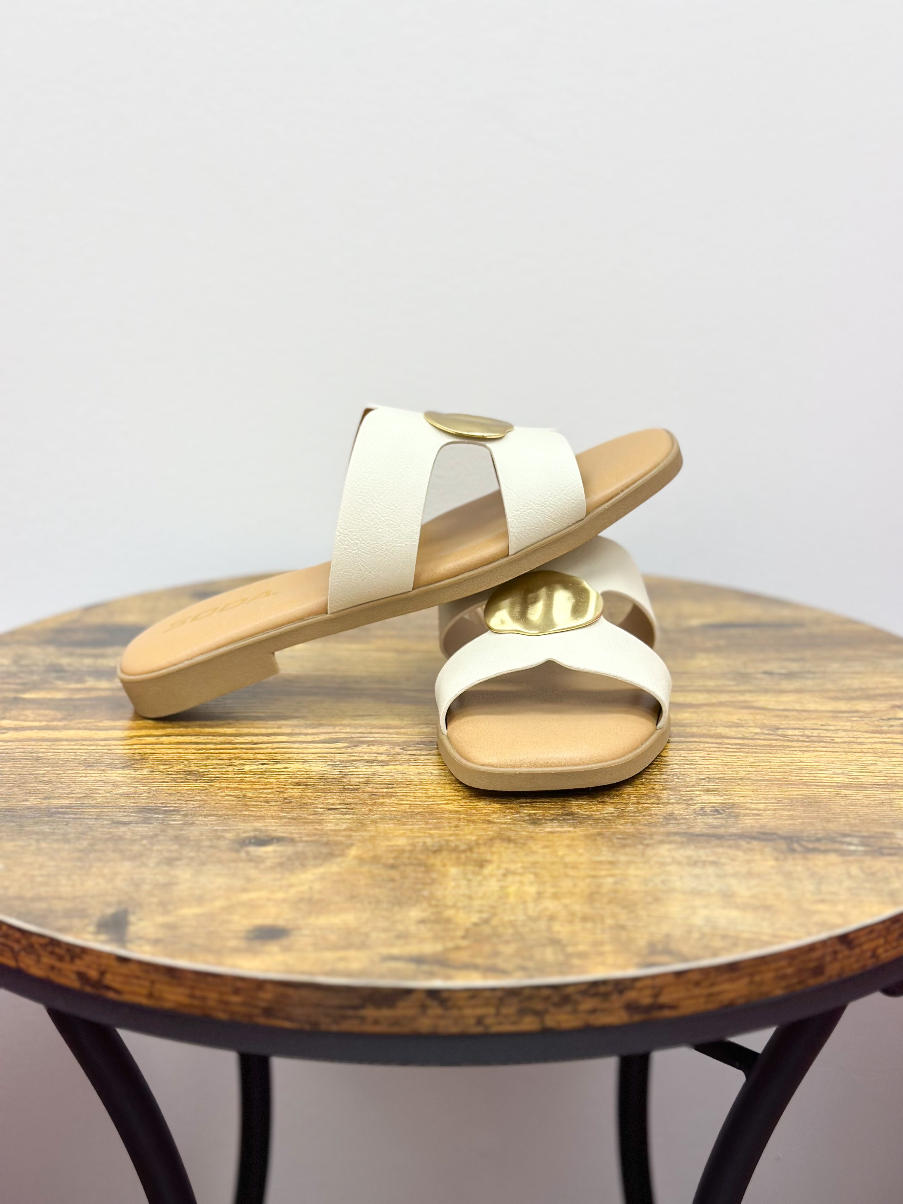 Cream Flat Sandal With Gold Circle Pendant