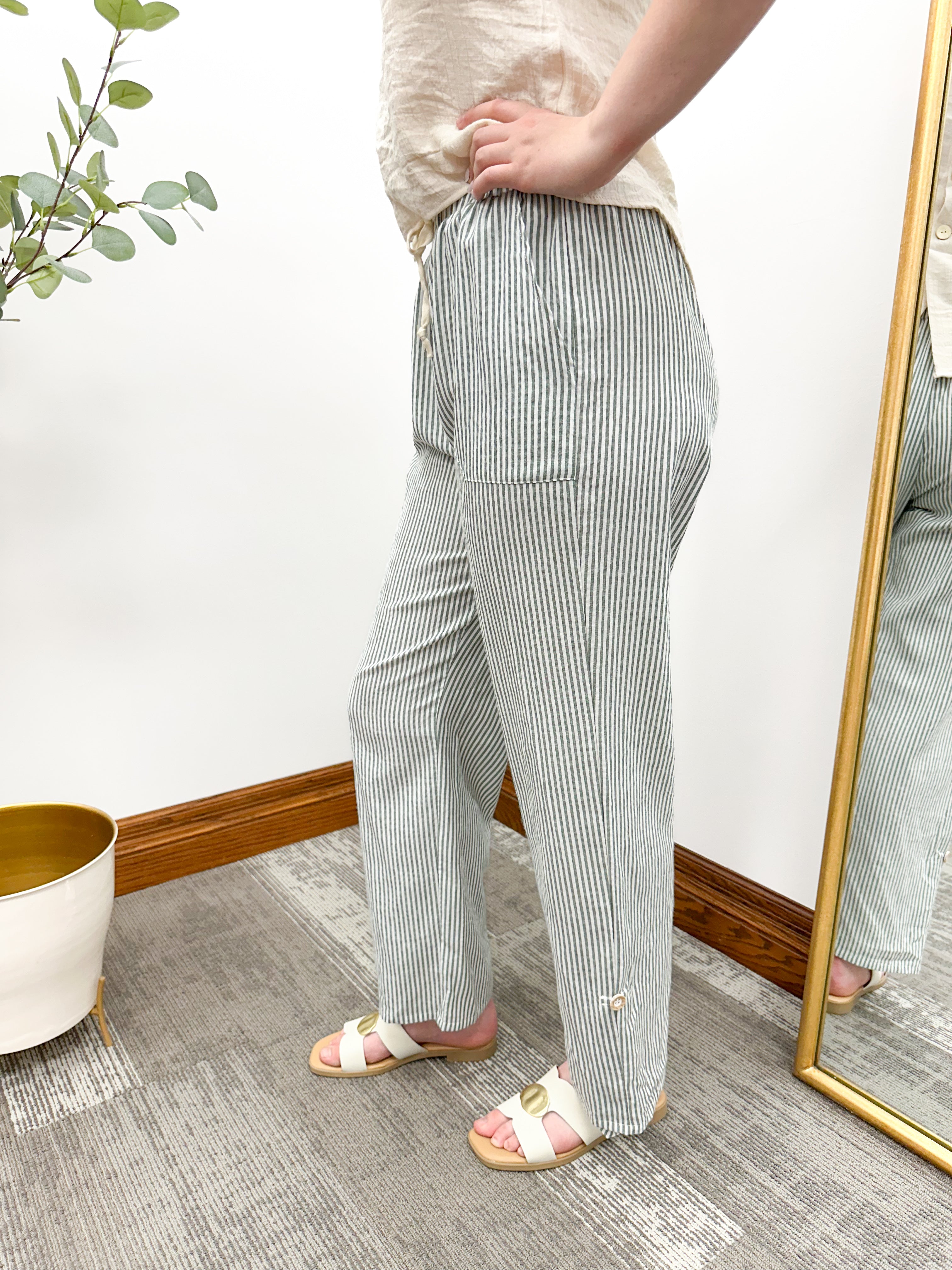 Lyric Rolled Hem Striped Pants