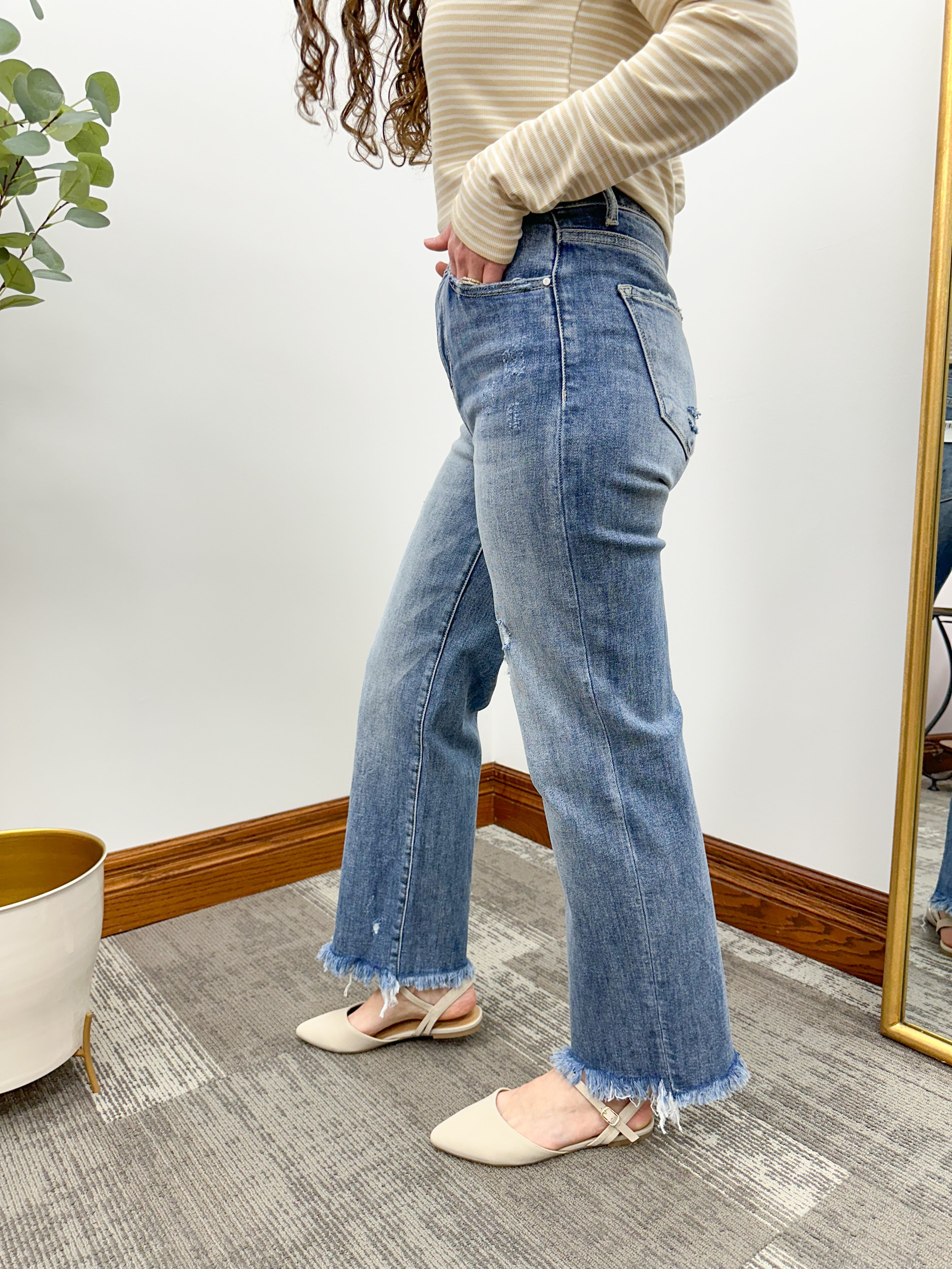 Kara HR Straight Leg Jeans