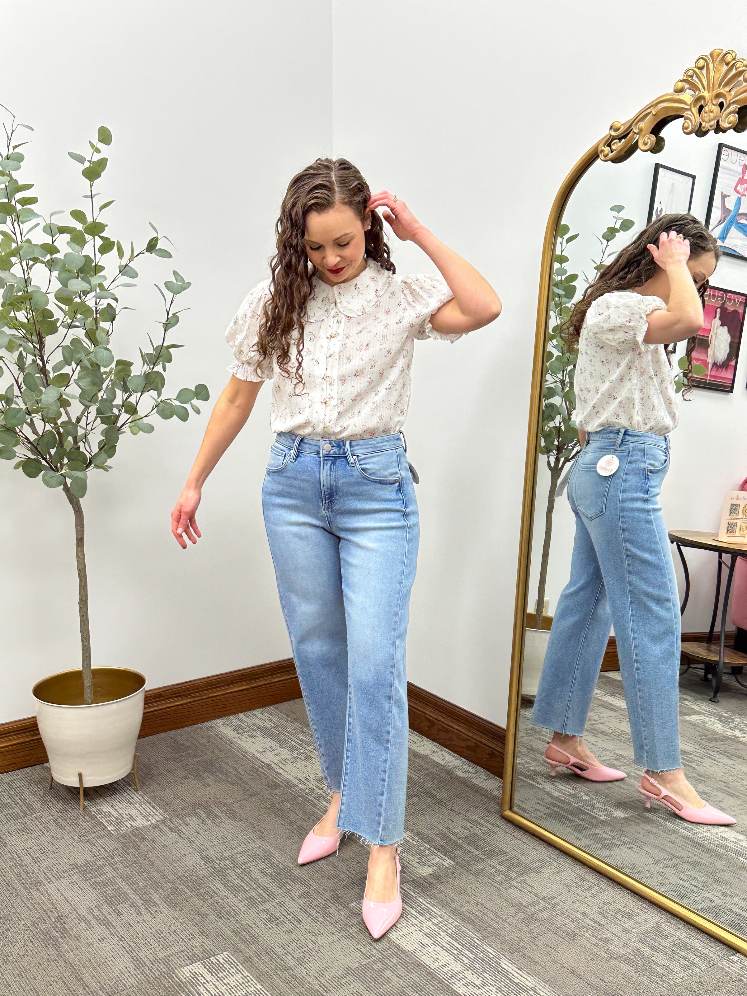 Floral Button Up Peter Pan Collared Blouse
