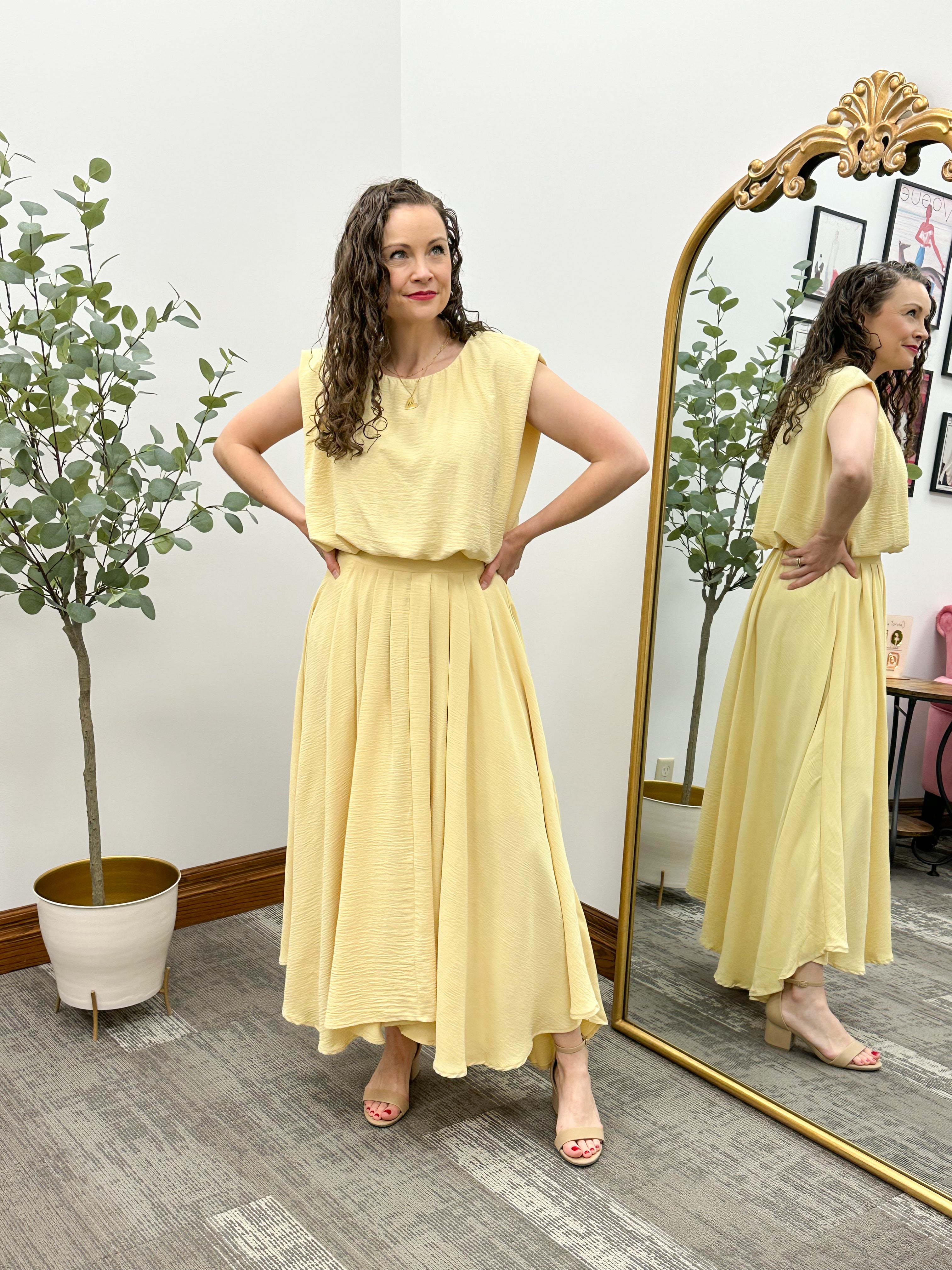 Light Yellow Pleated Midi Skirt