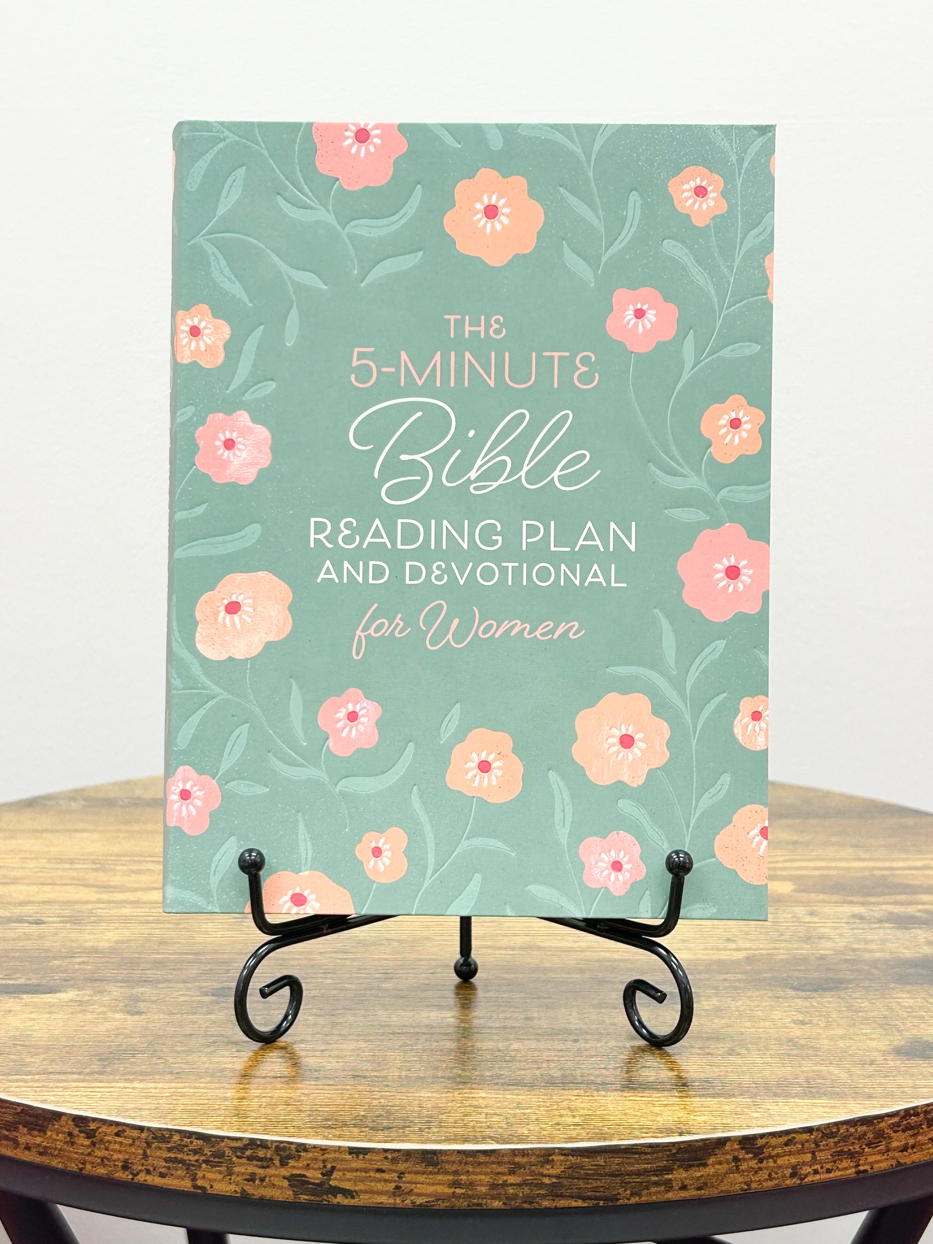 The 5-Minute Bible Reading Plan and Devotional For Women