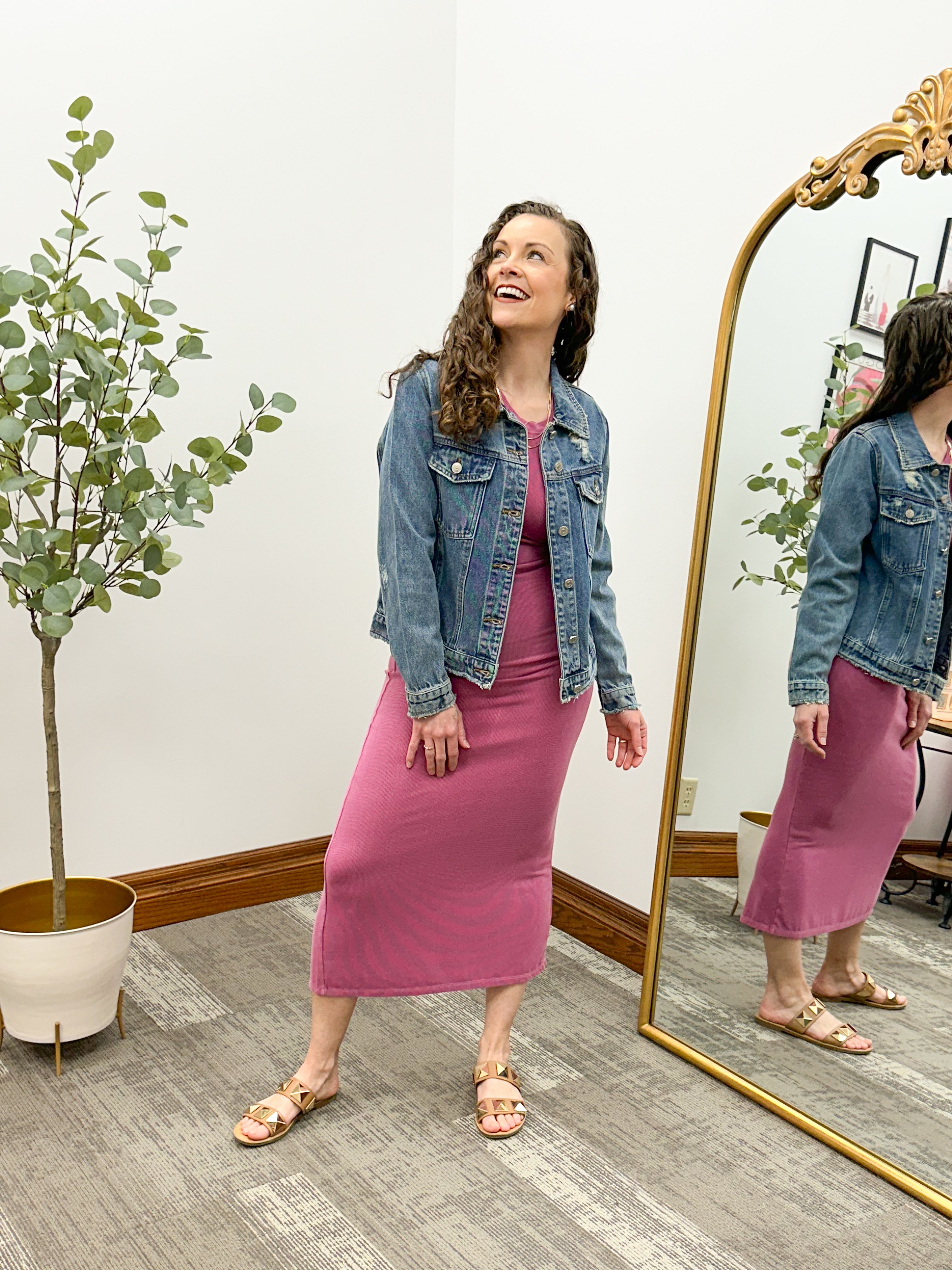 Classic Fit Distressed Denim Jacket