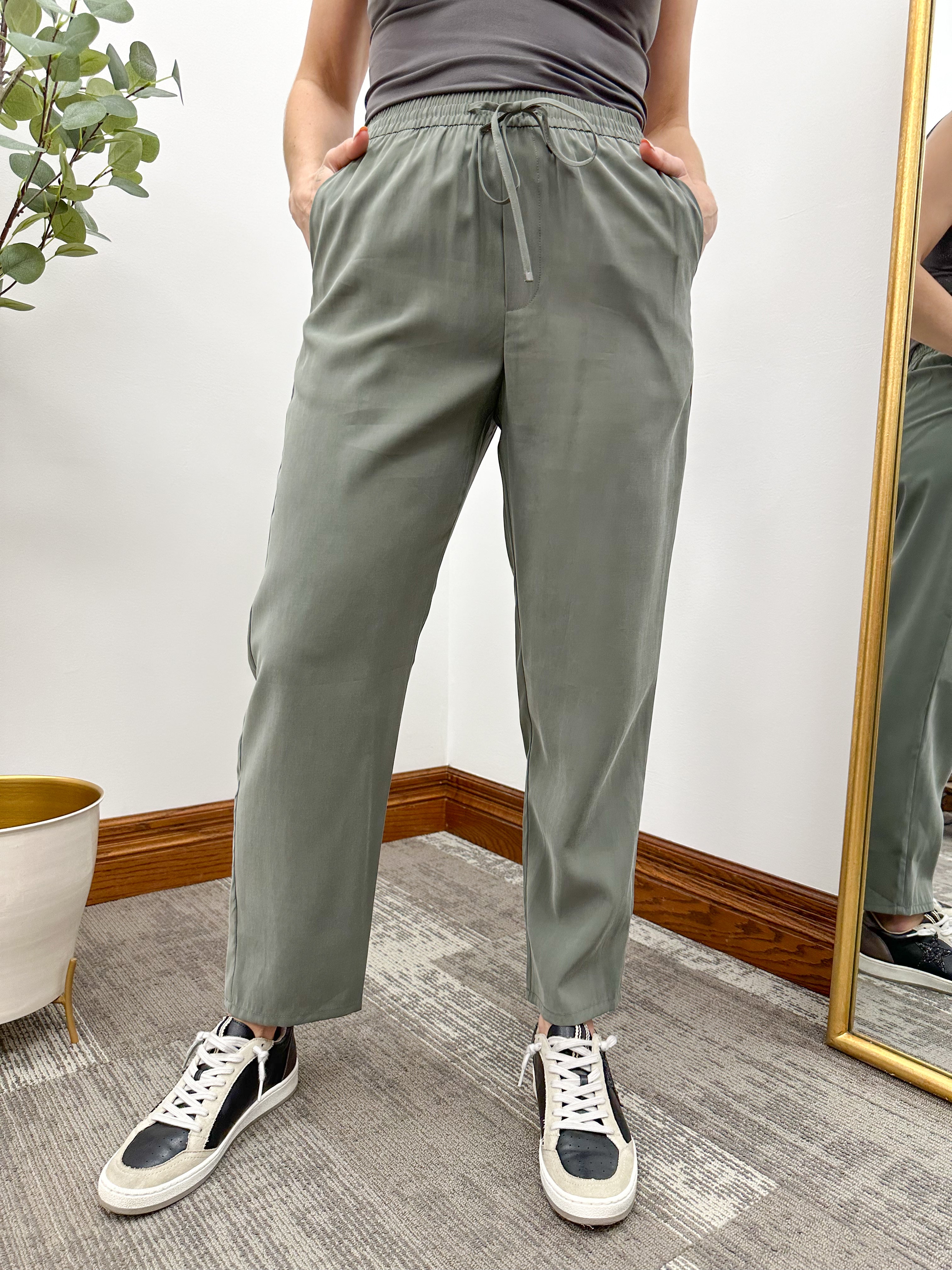 Mary Olive Cropped Elastic Waist Pants