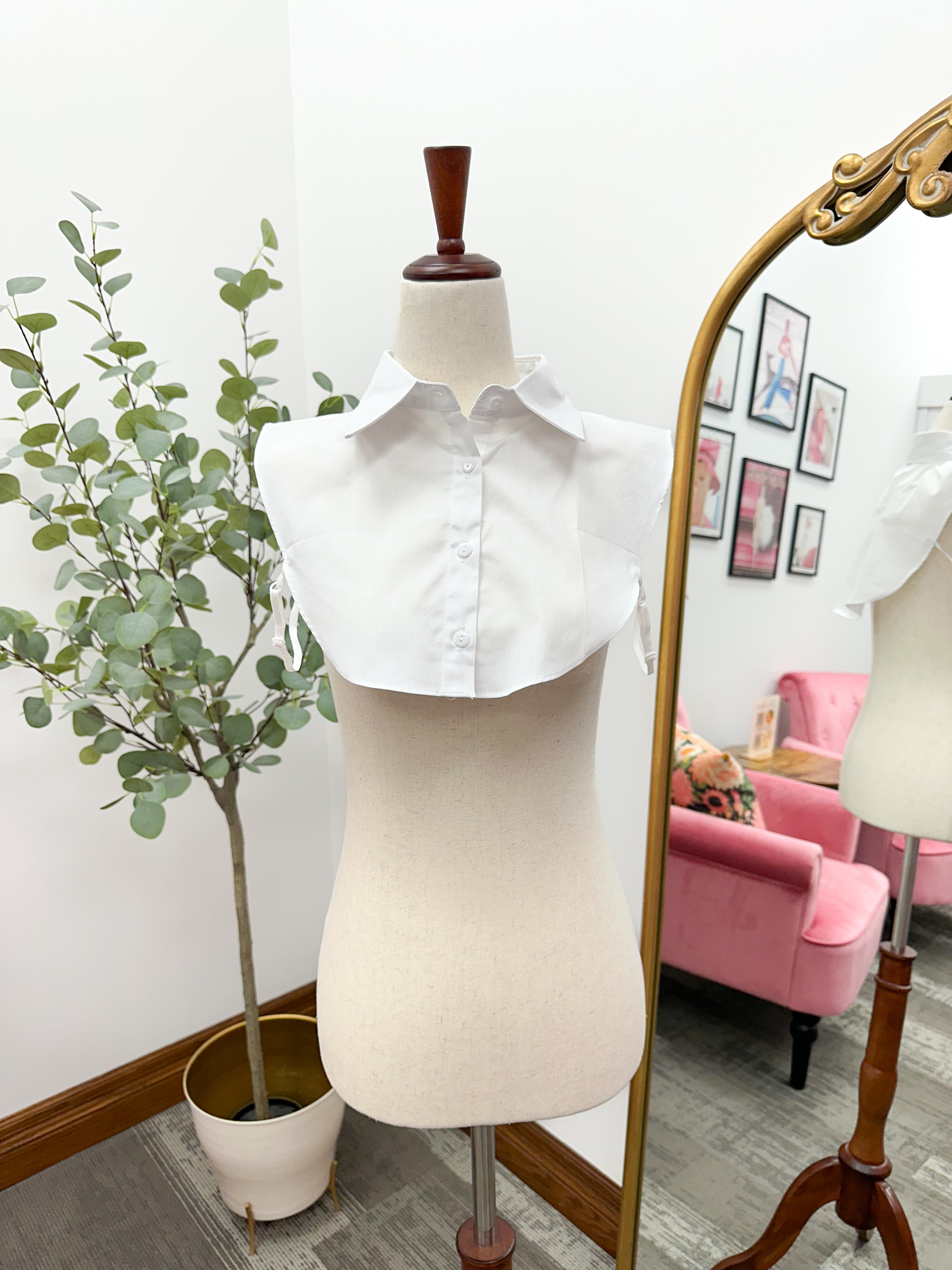 Women’s Faux Collar, Corporate Collar 