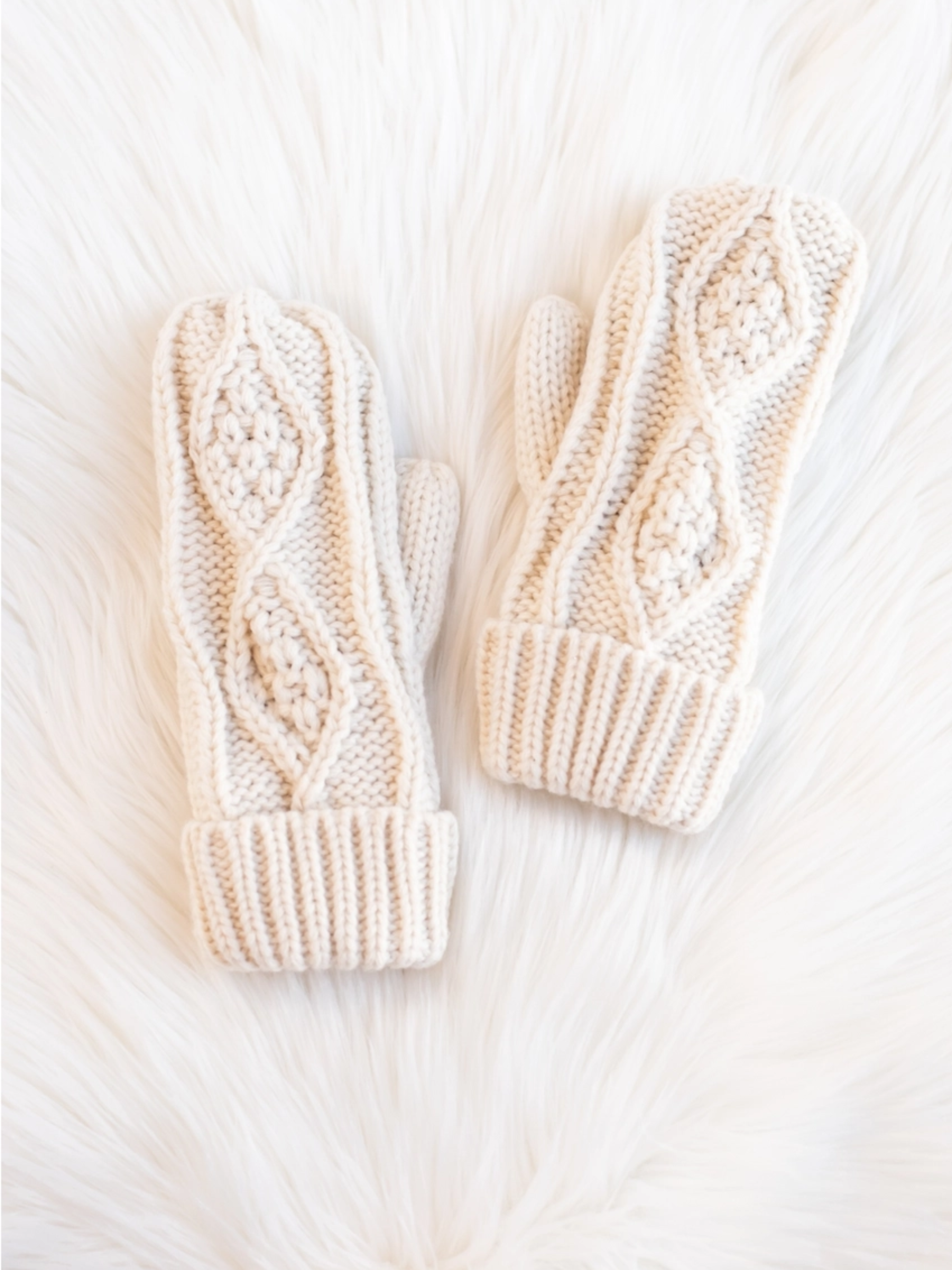 Beige Cable Knit Mittens