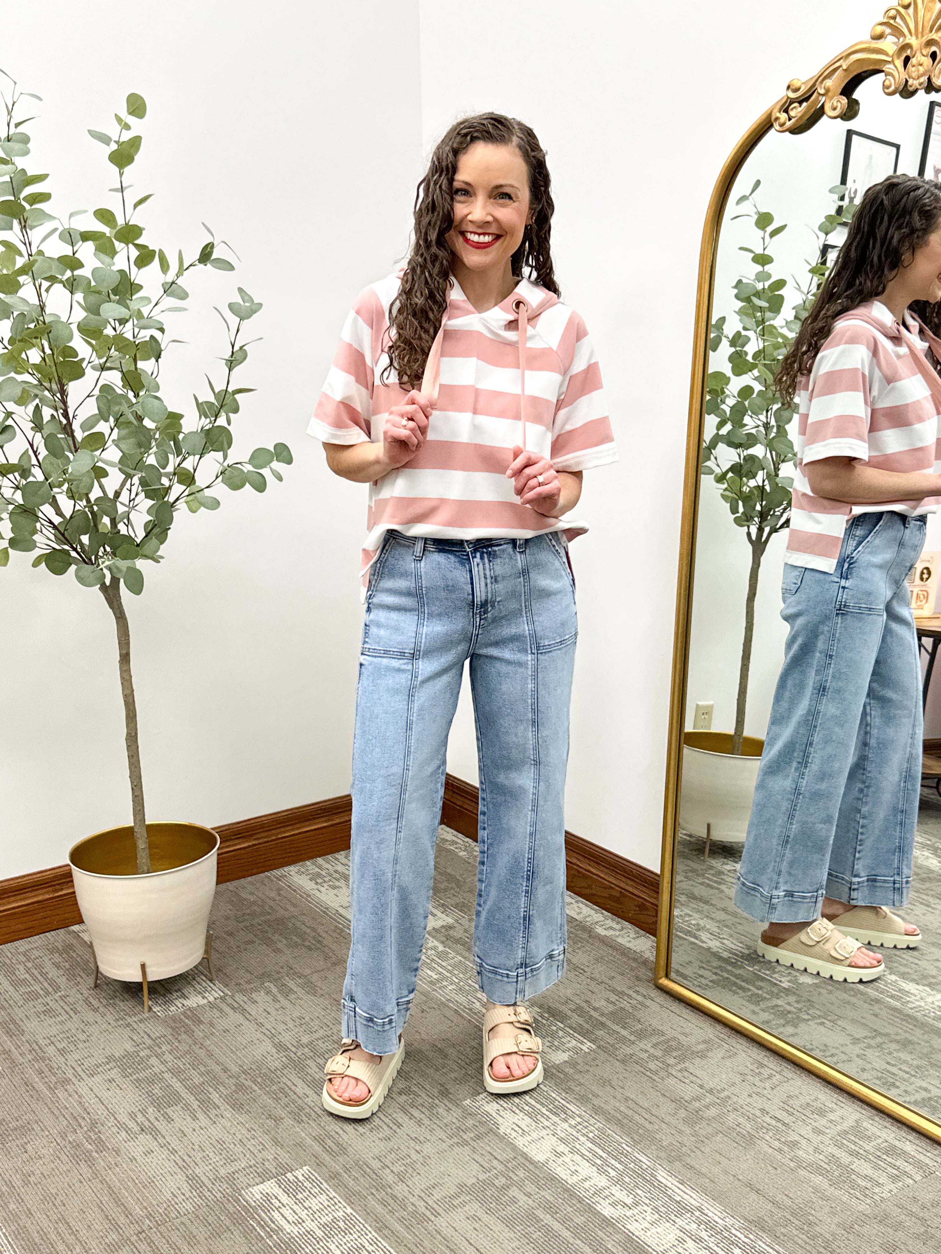 Light Wash HR Crop Straight Leg Jeans