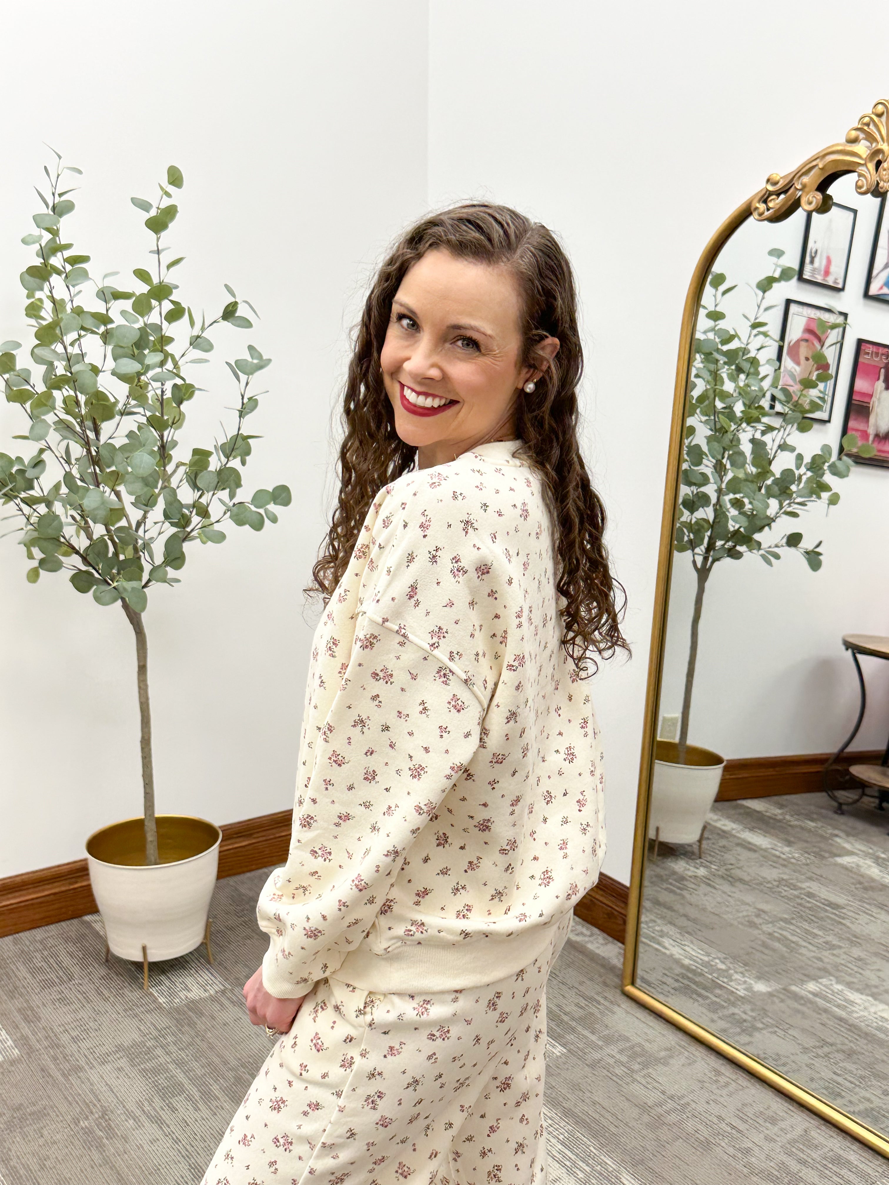 Cream & Floral Sweatshirt