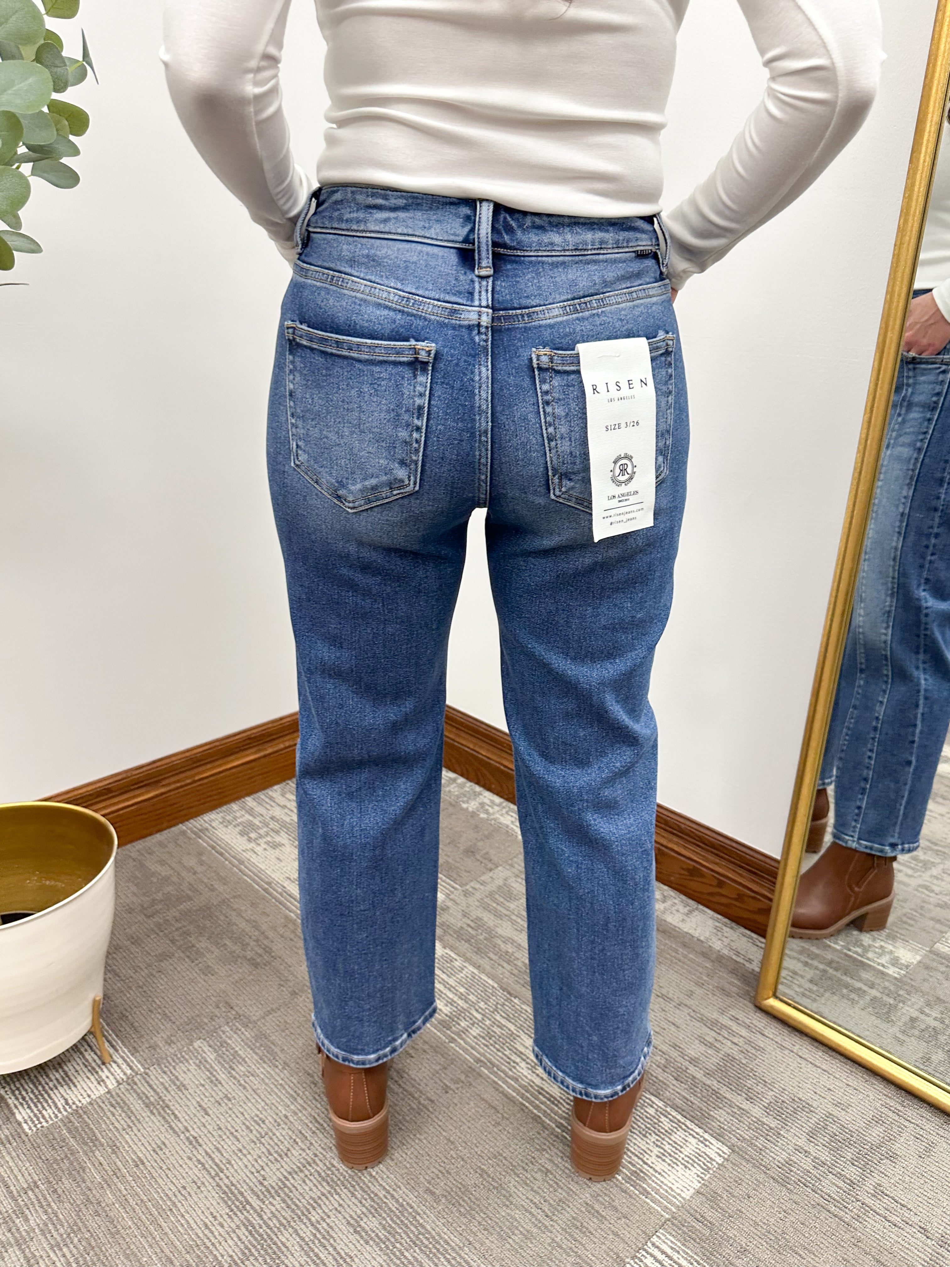 Dark Wash High Rise Crop Straight Jeans