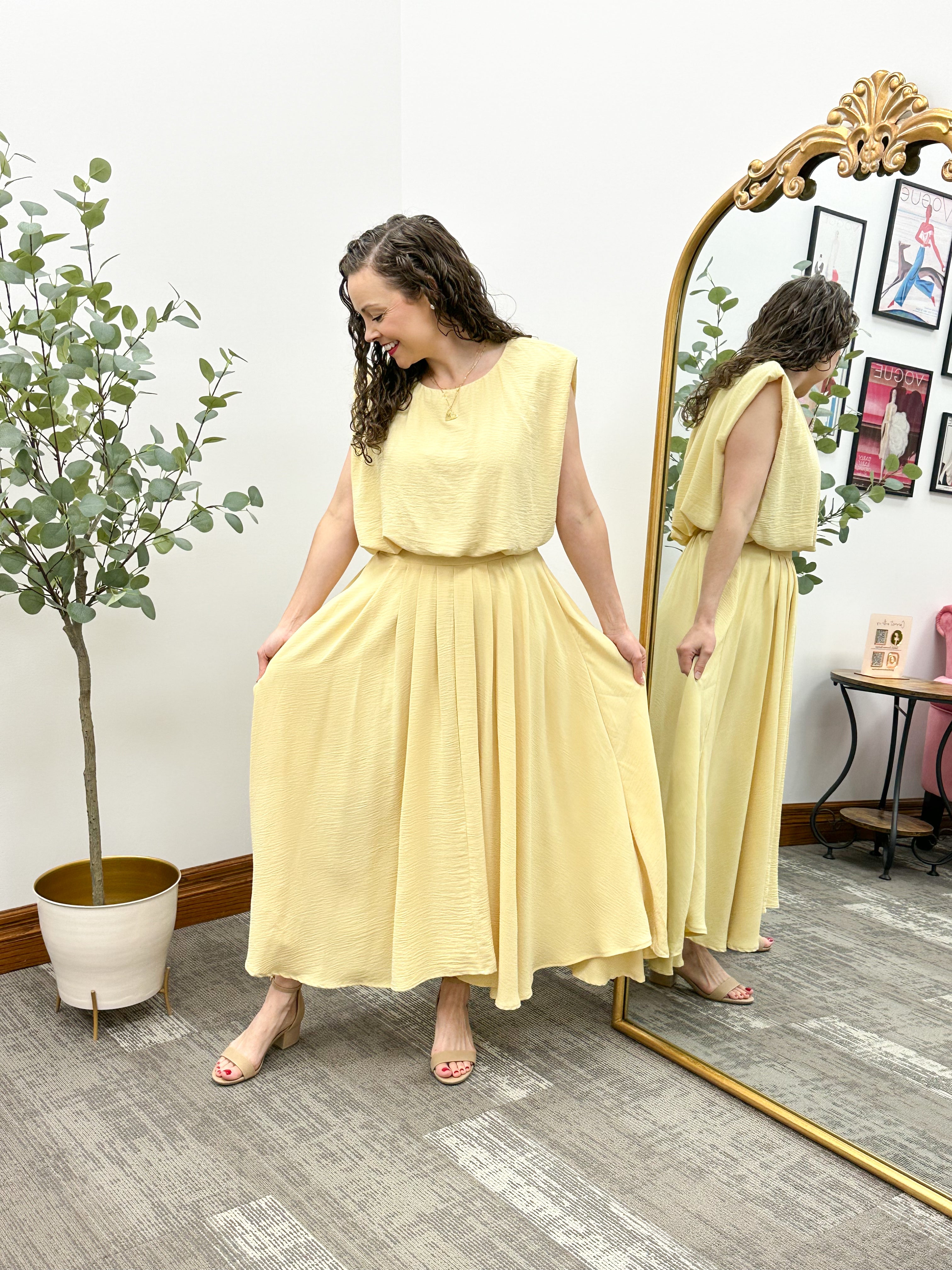 Light Yellow Pleated Midi Skirt