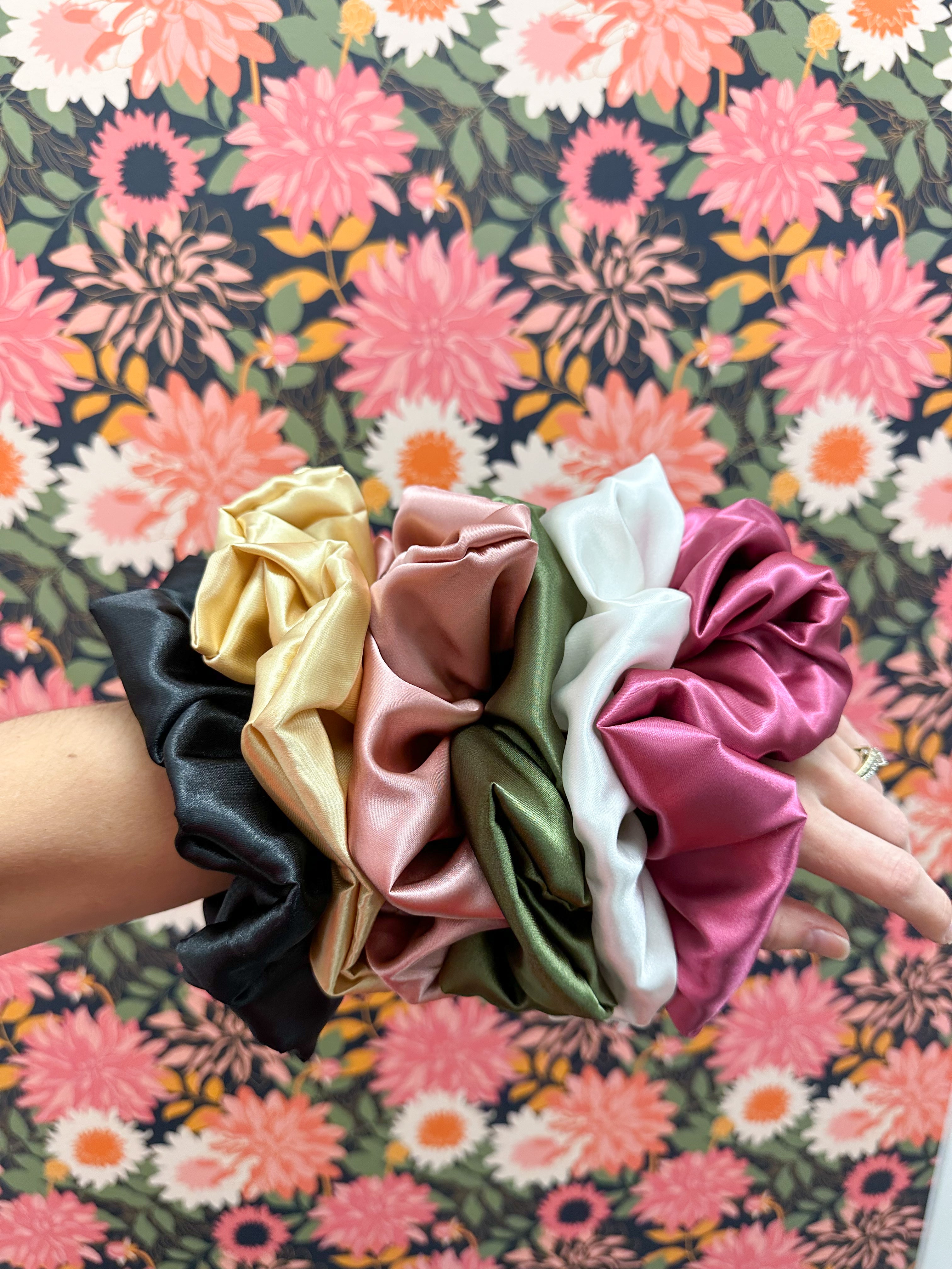 Jumbo Satin Scrunchie