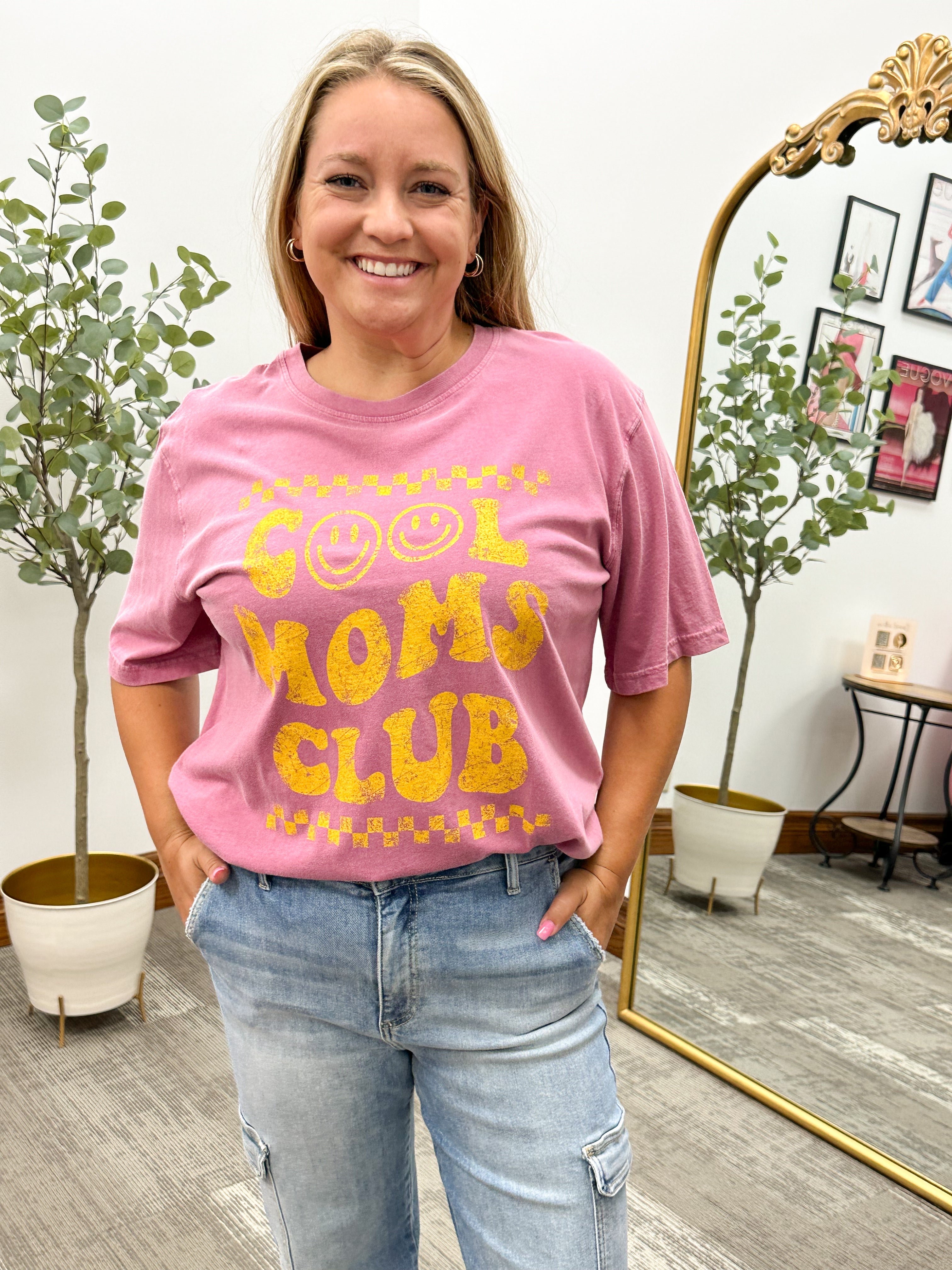 Cool Moms Club Graphic Tee