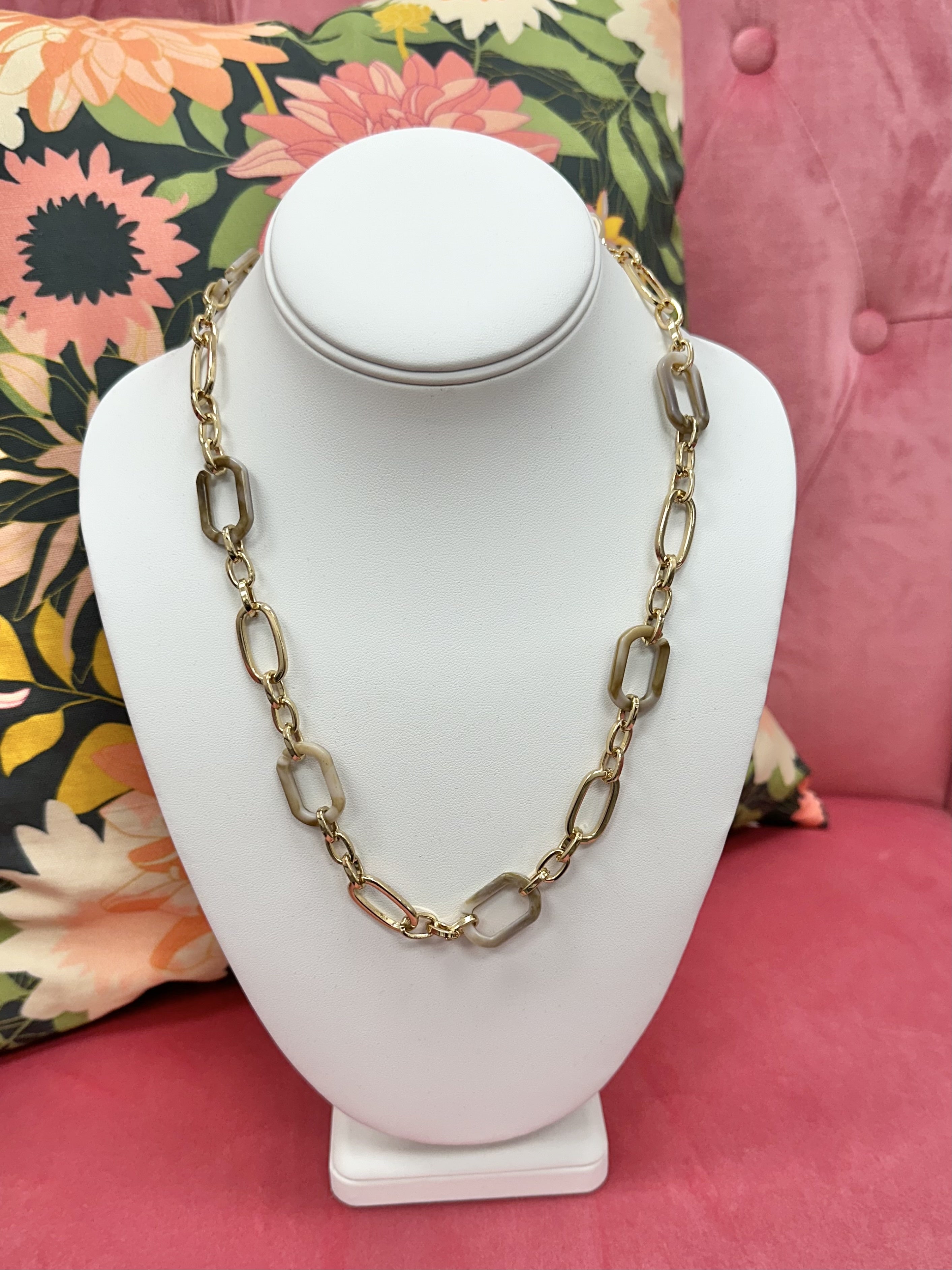 Acrylic + Gold Chain Link Necklace